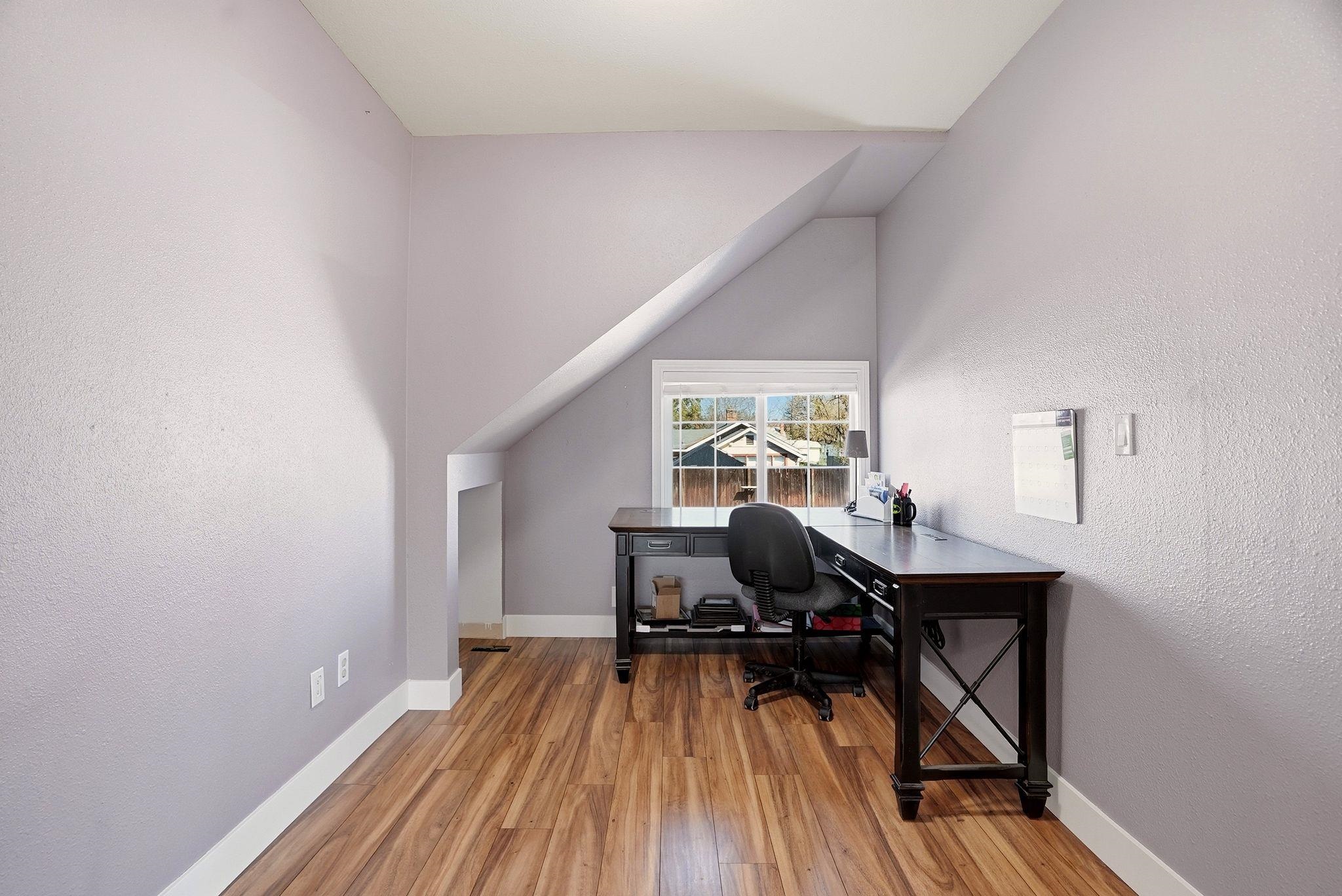 2314 W Carlisle Ave - Photo 17