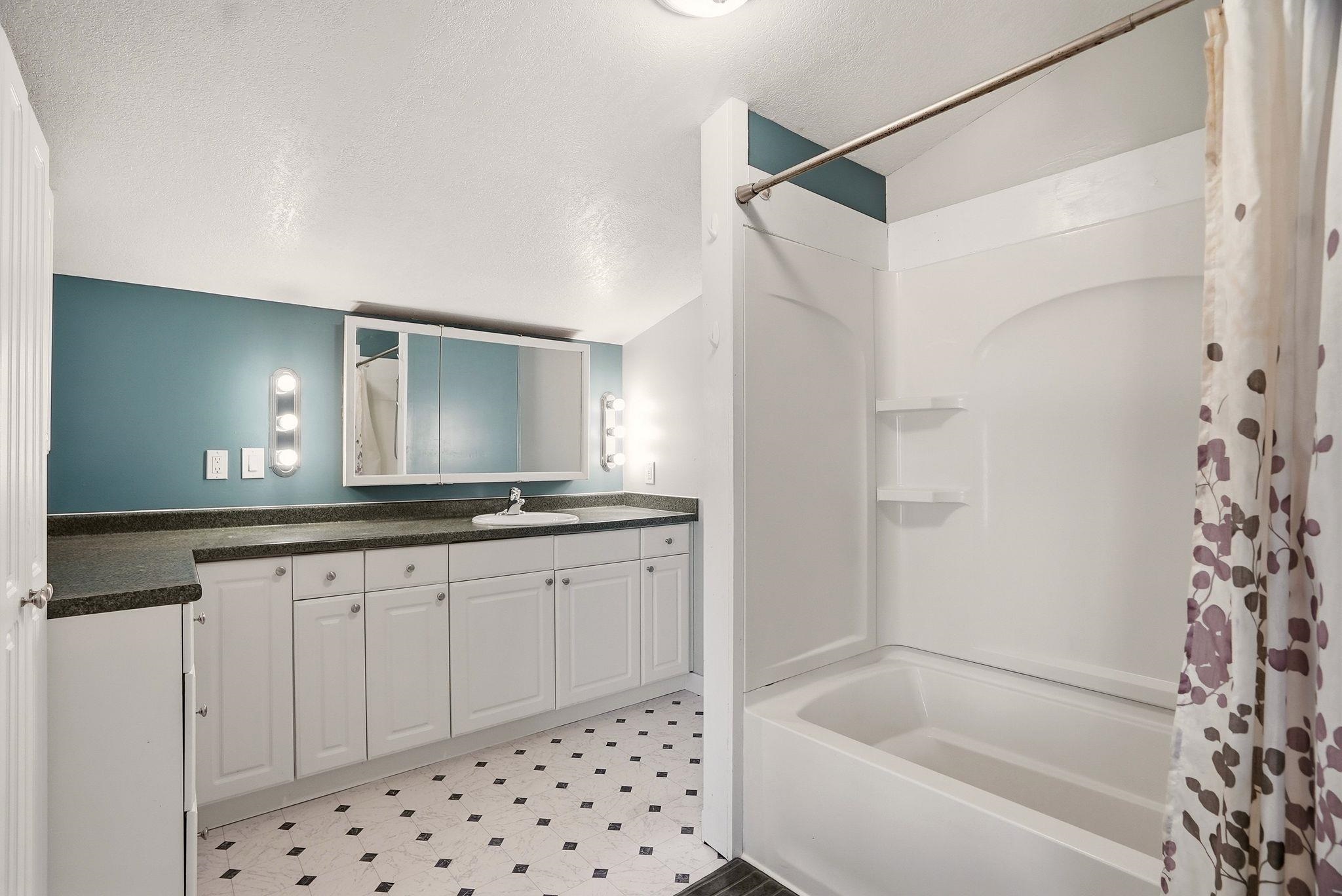 2314 W Carlisle Ave - Photo 22