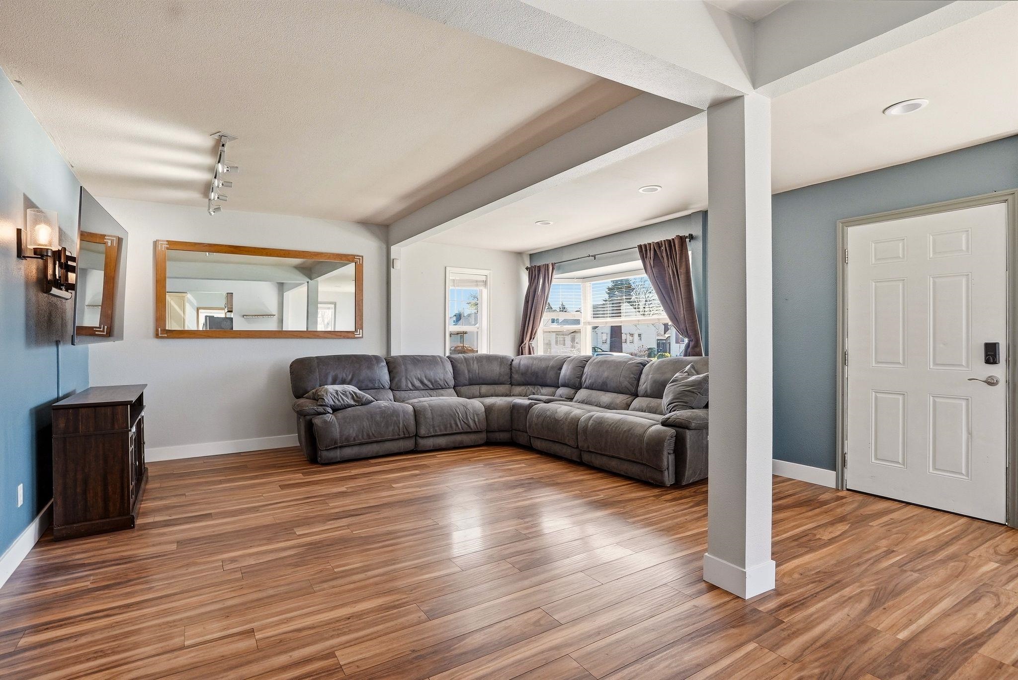 2314 W Carlisle Ave - Photo 6