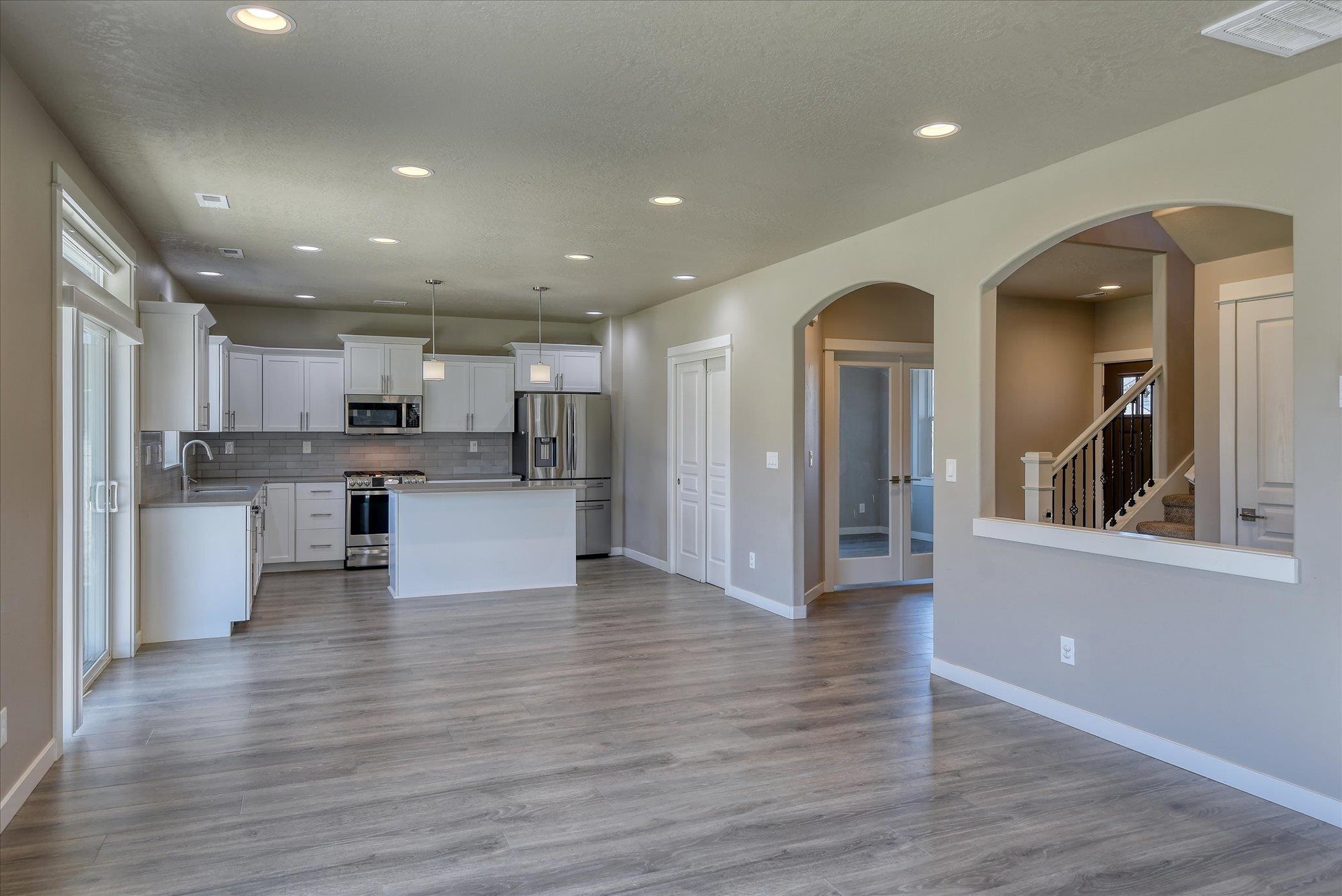 1810 S Rivista St - Photo 4