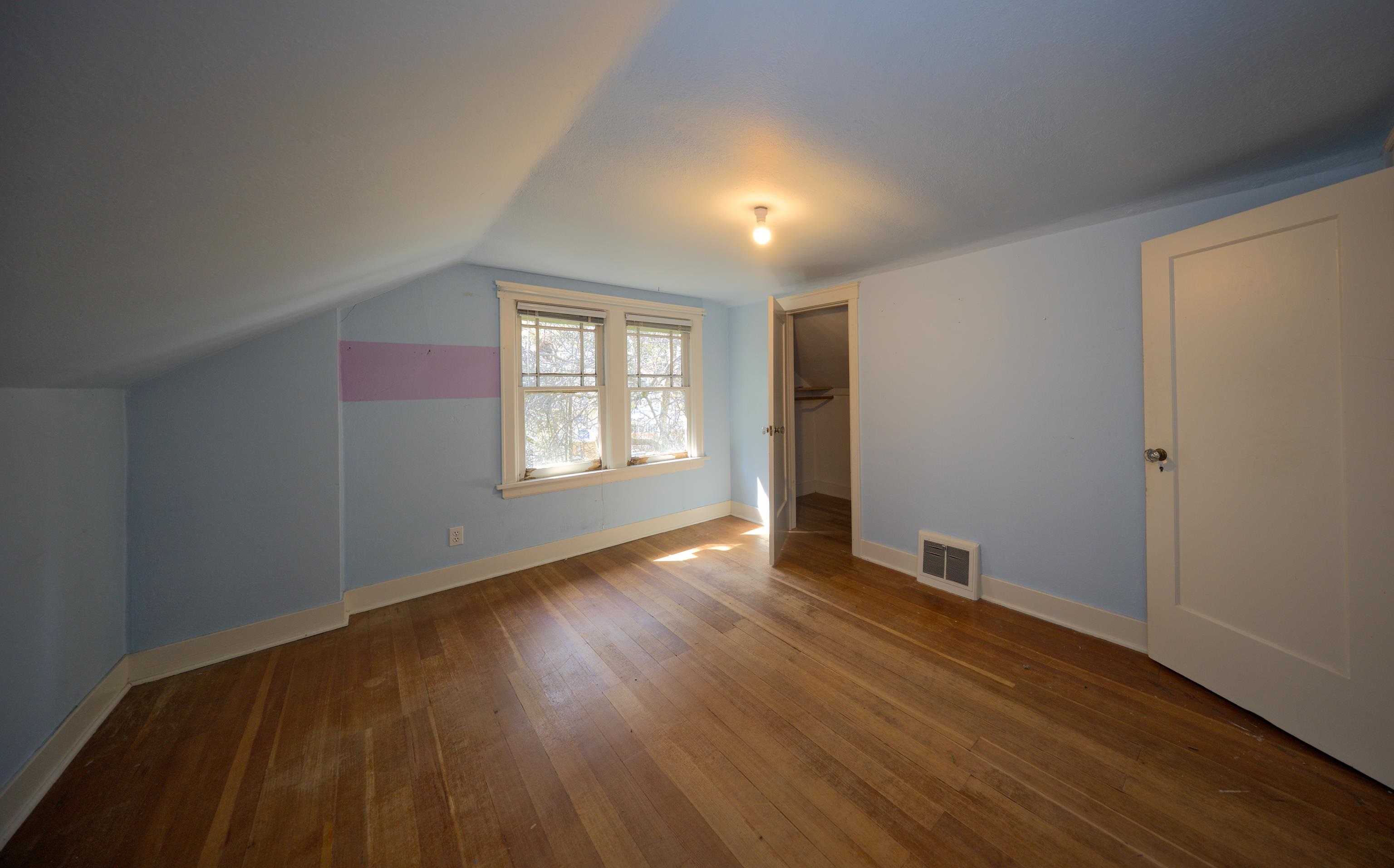 37 E 33rd Ave - Photo 9