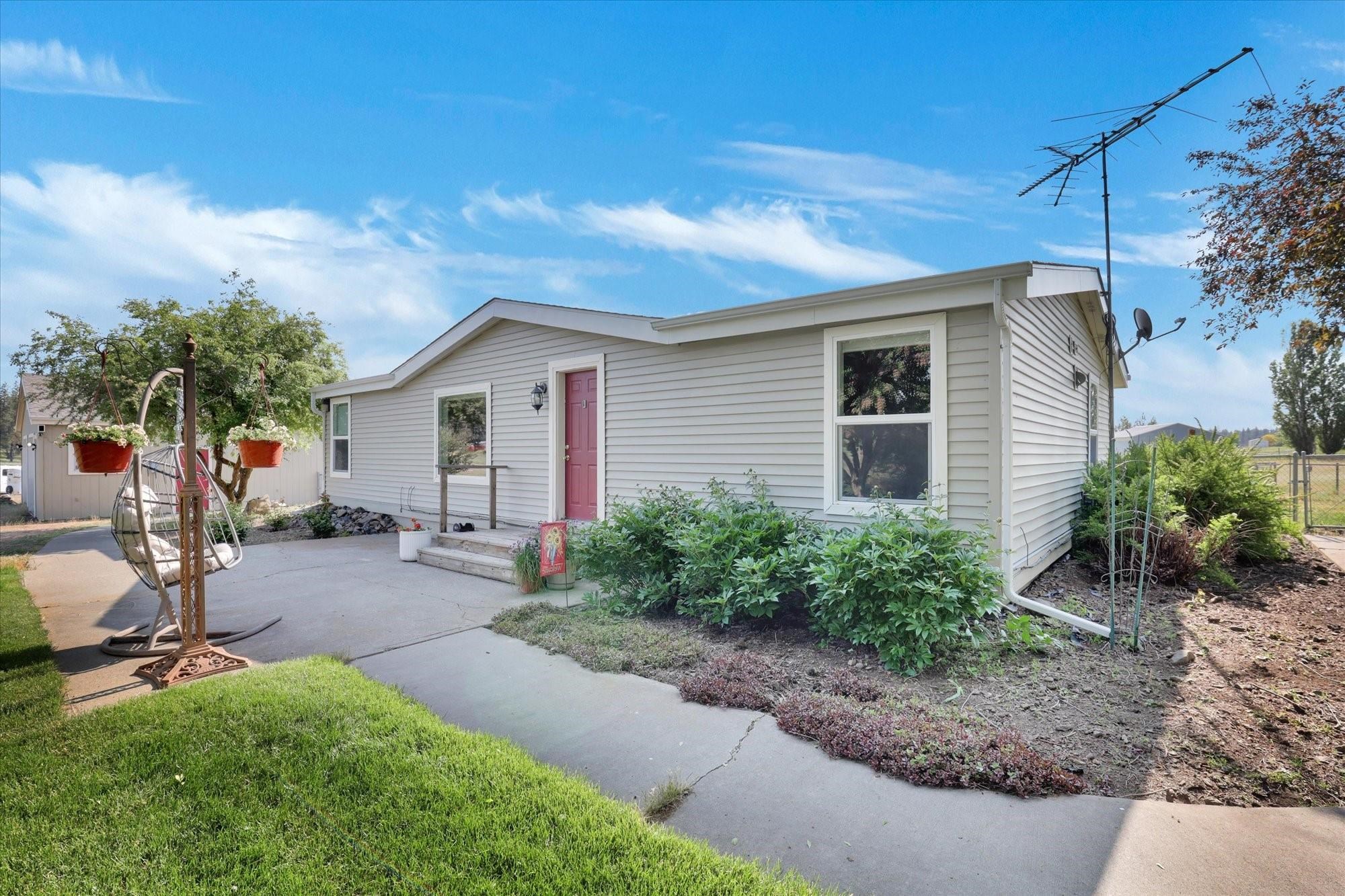 37160 W WOOD Ln - Photo 1