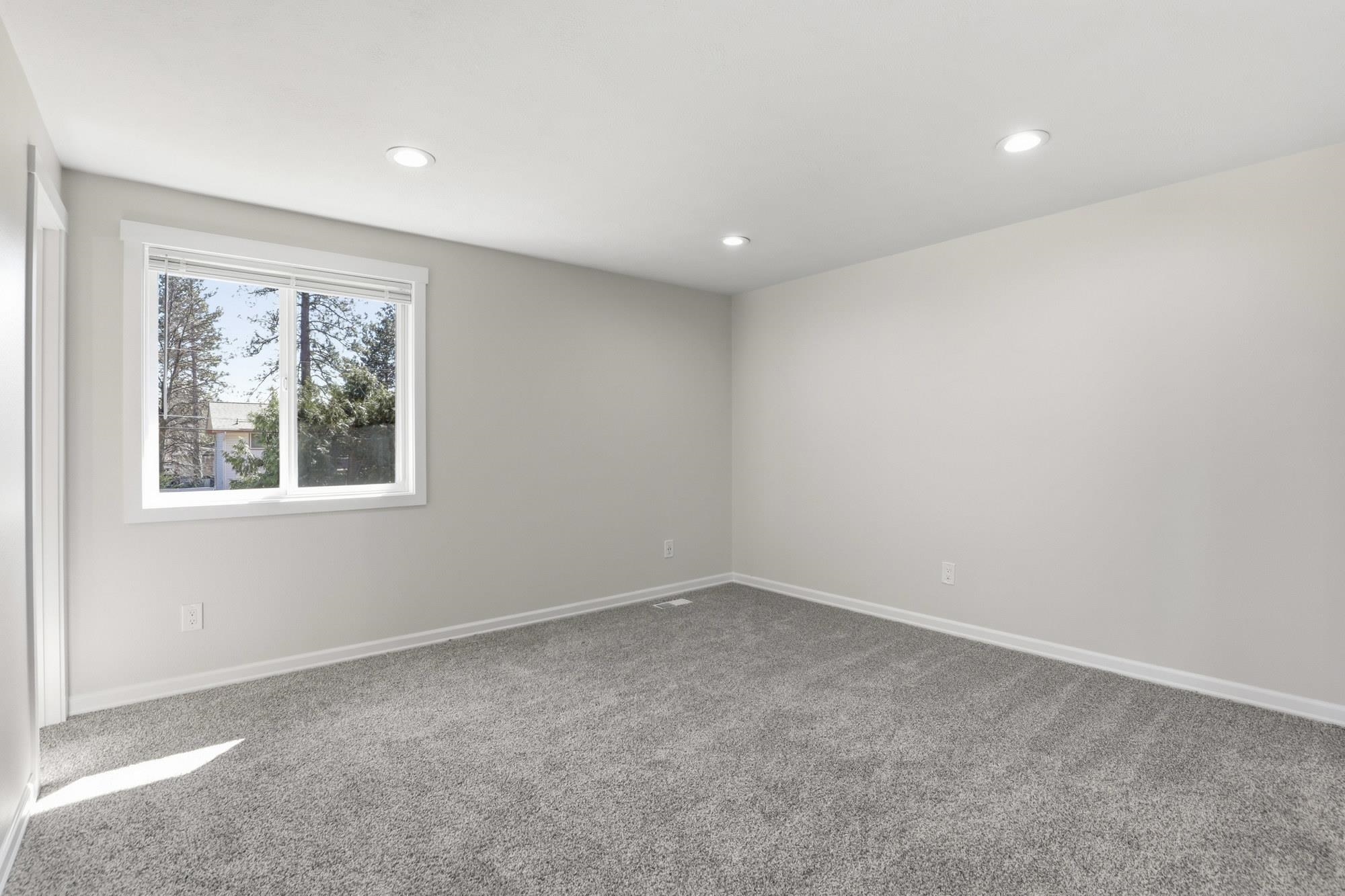 12902 E 26th Ave - Photo 11