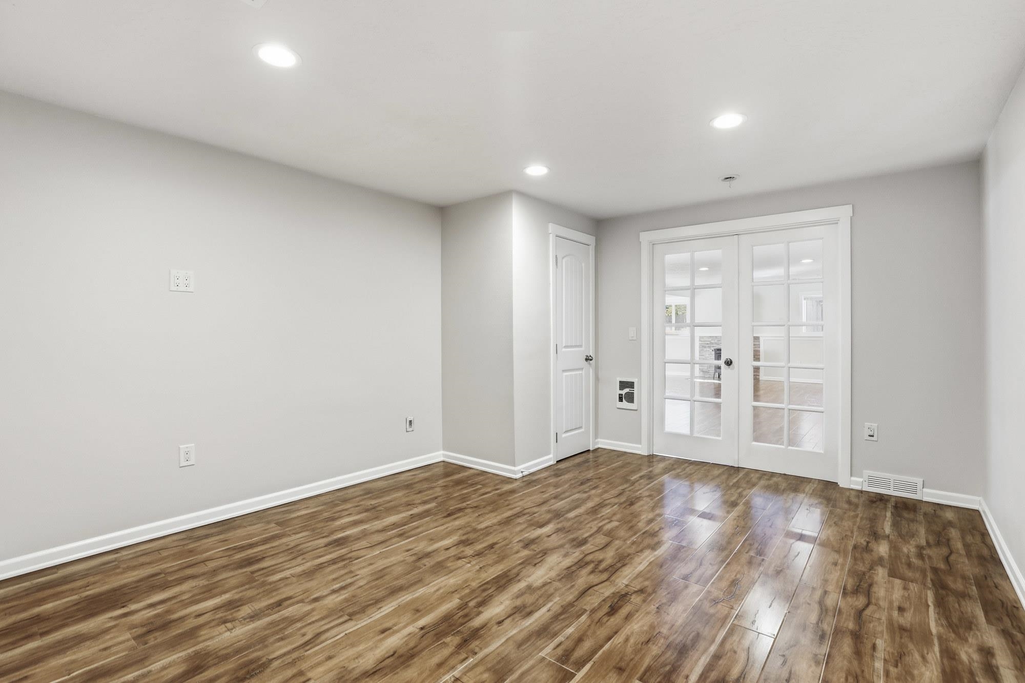 12902 E 26th Ave - Photo 17