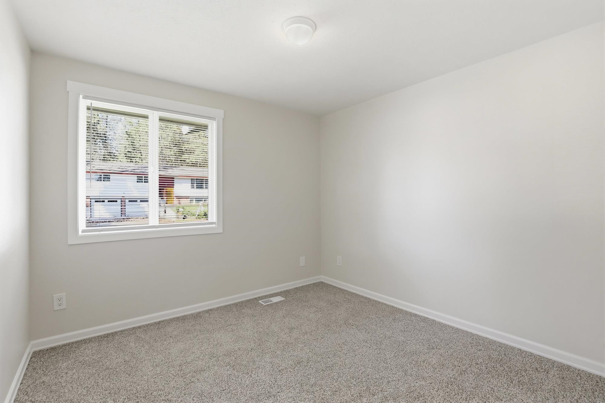 12902 E 26th Ave - Photo 10