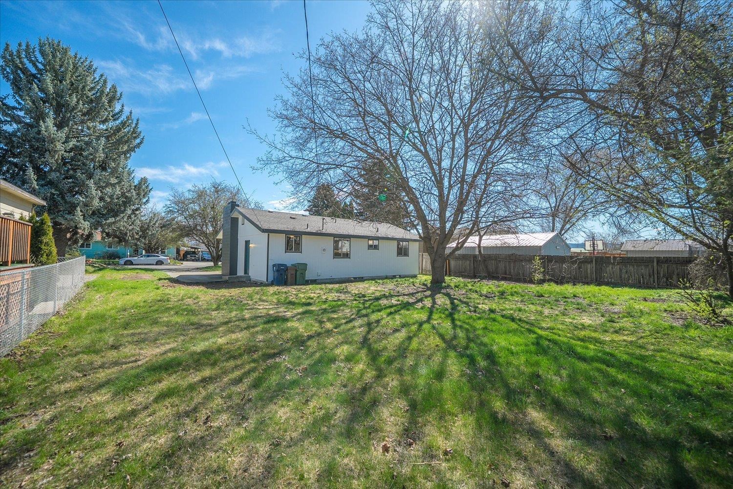 2415 N Myrtle St - Photo 25