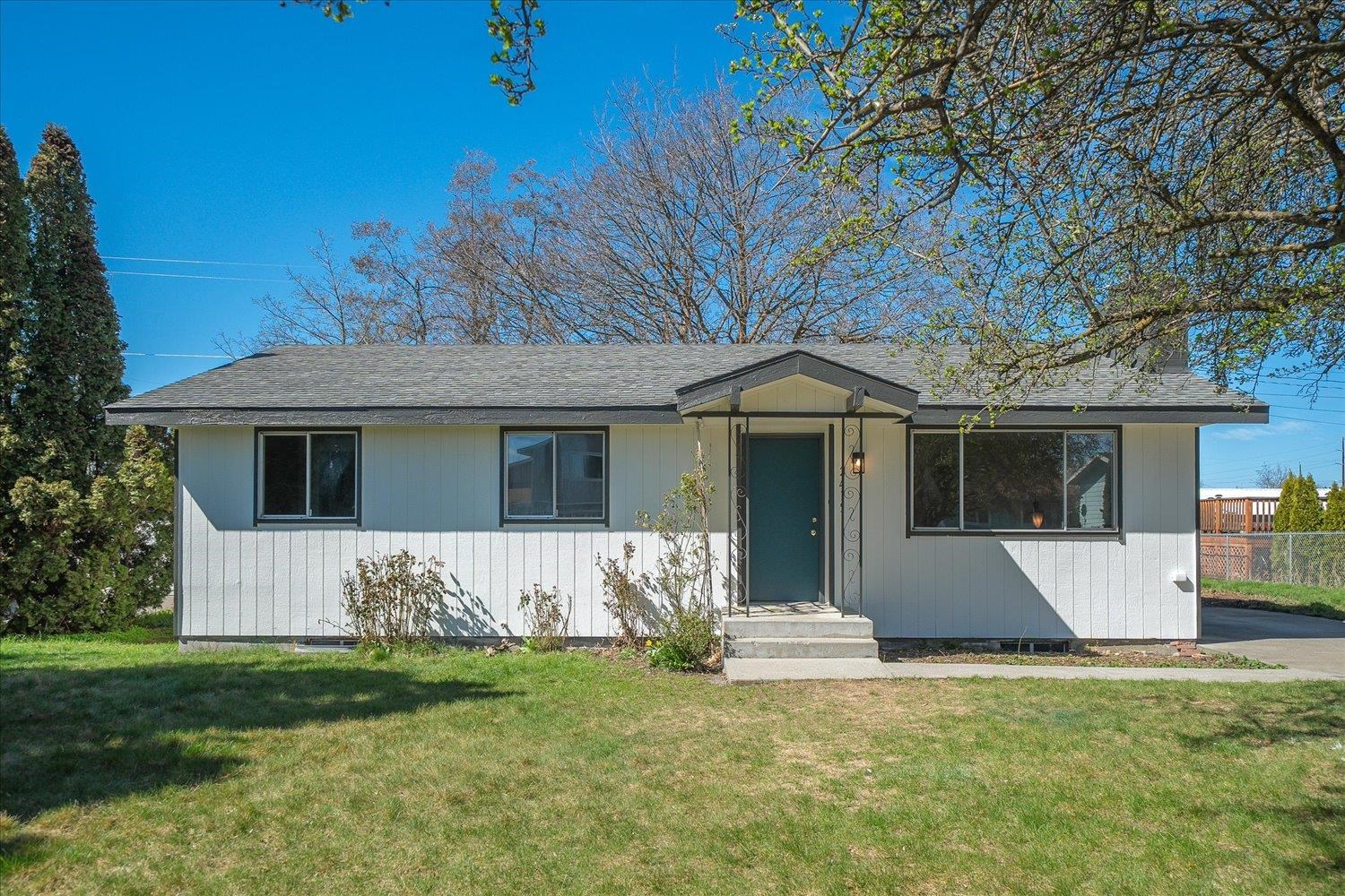 2415 N Myrtle St - Photo 4
