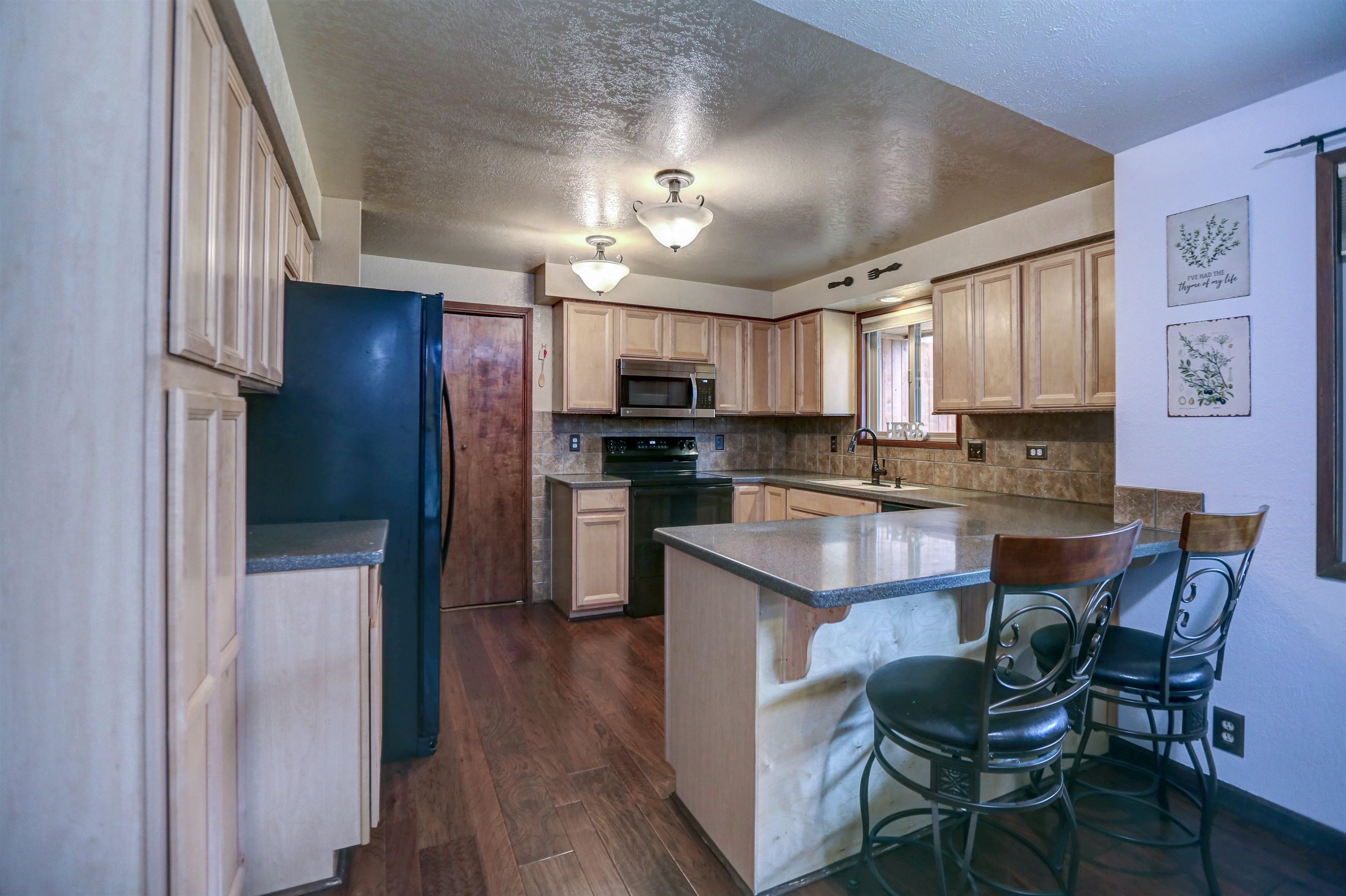12301 W Sunridge Dr - Photo 9