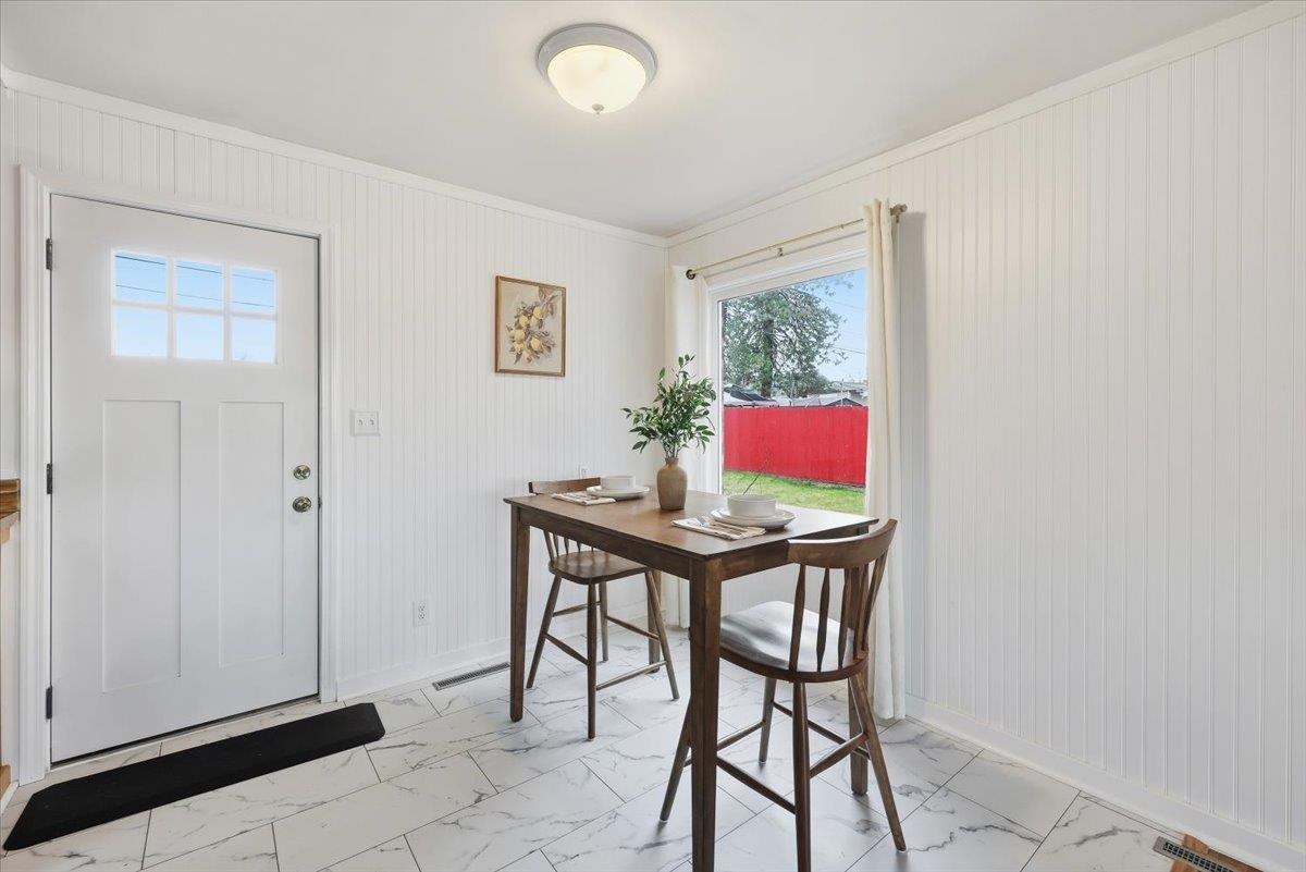1808 W Kiernan Ave - Photo 11