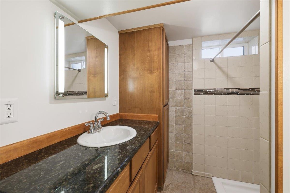 1808 W Kiernan Ave - Photo 21