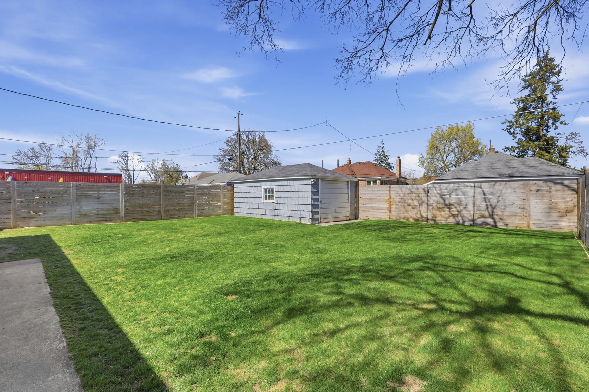 307 E Liberty Ave - Photo 18