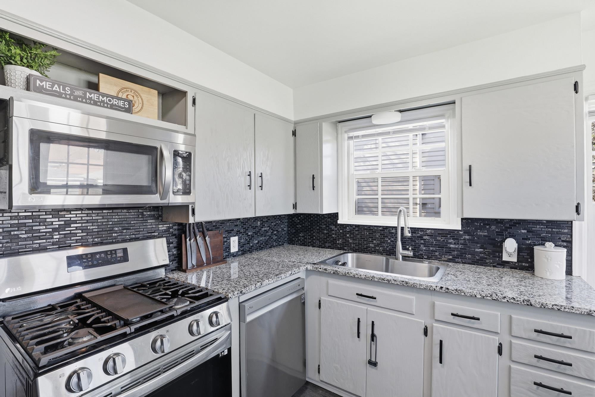 307 E Liberty Ave - Photo 5