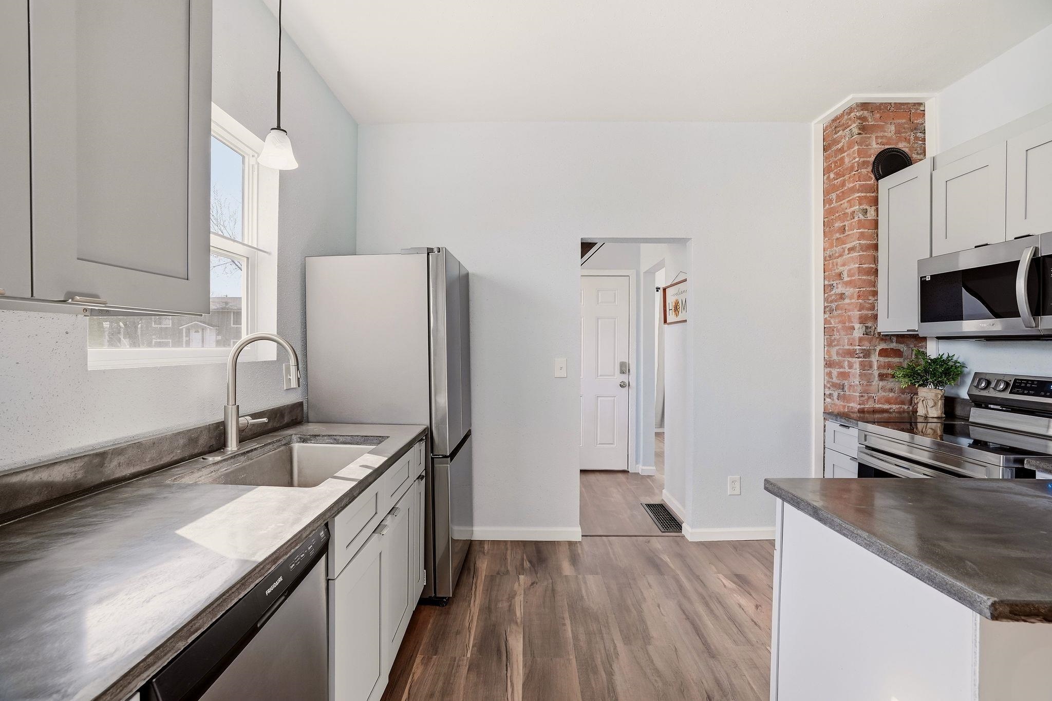 1407 E Crown Ave - Photo 14