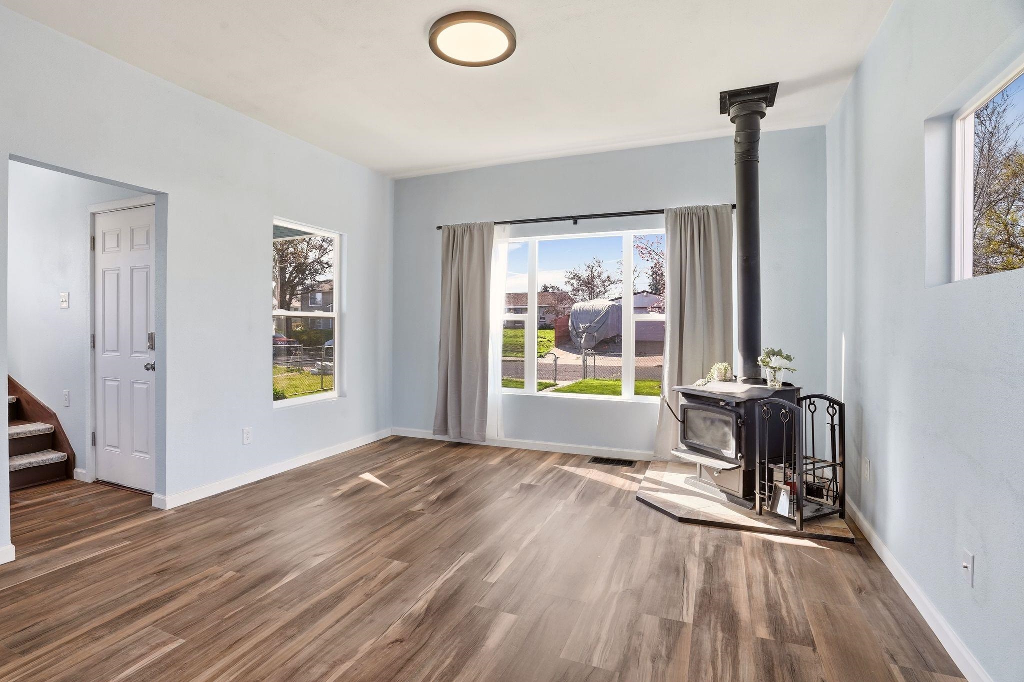 1407 E Crown Ave - Photo 16