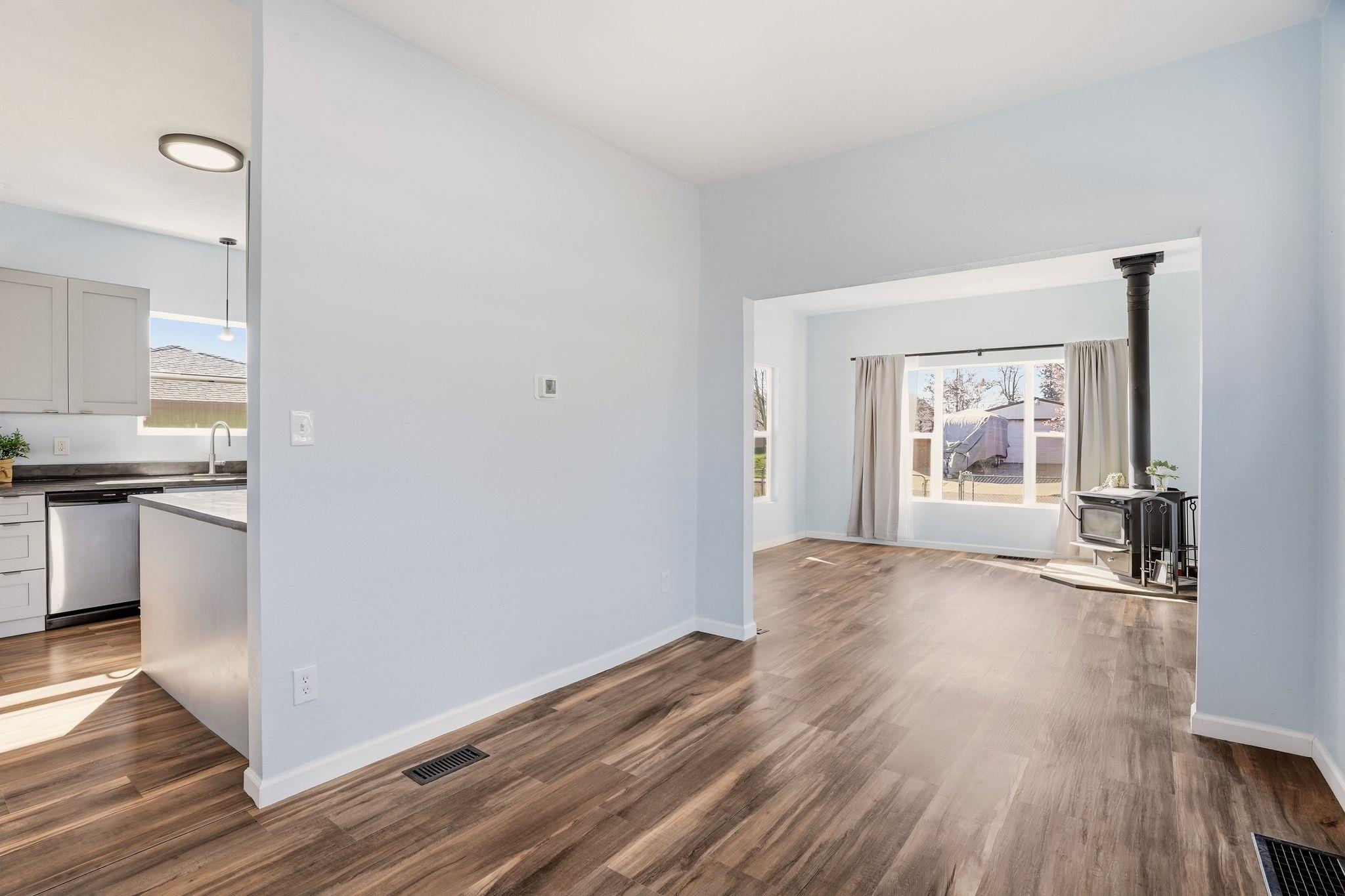 1407 E Crown Ave - Photo 7