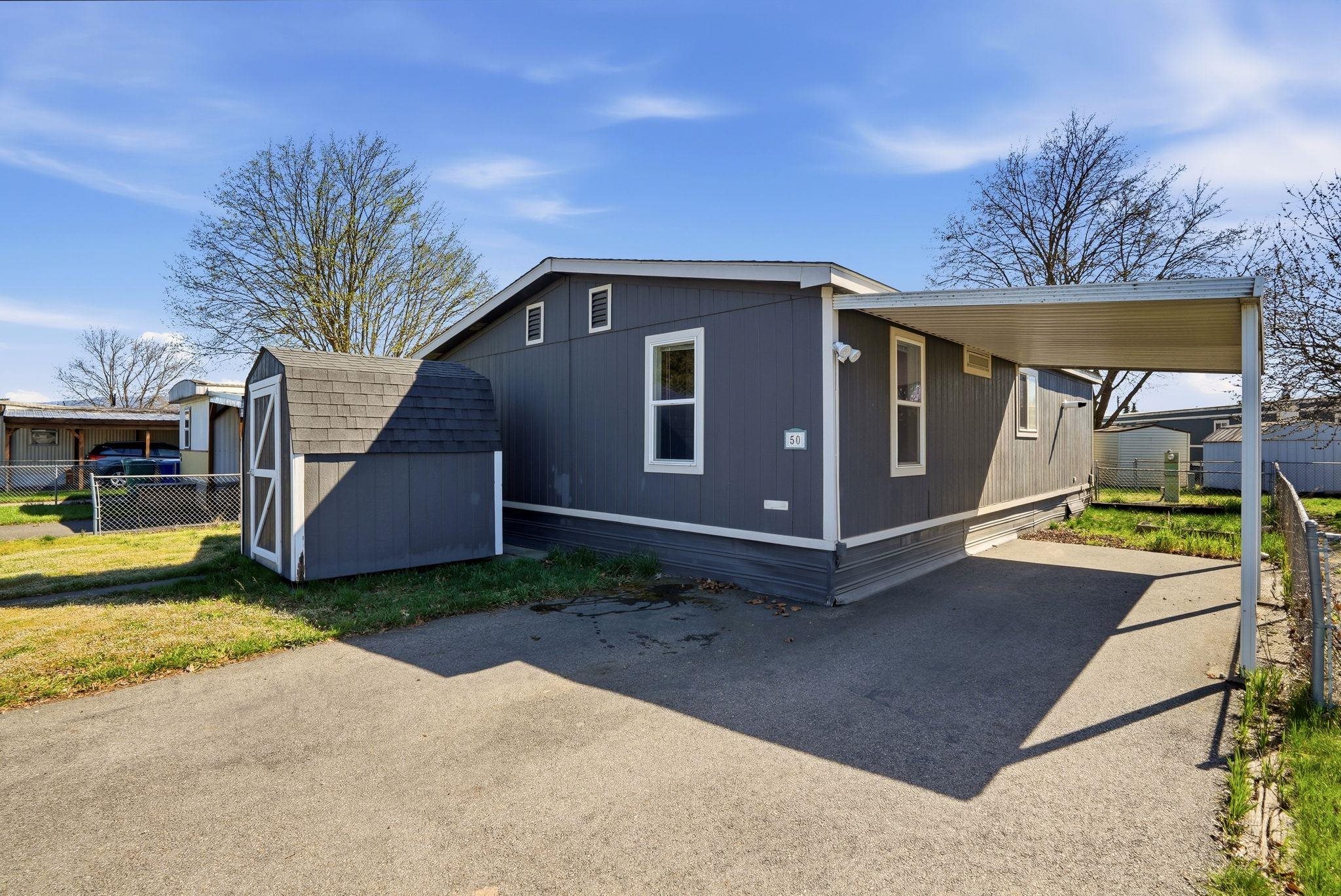 21725 E Wellesley Ave - Photo 1