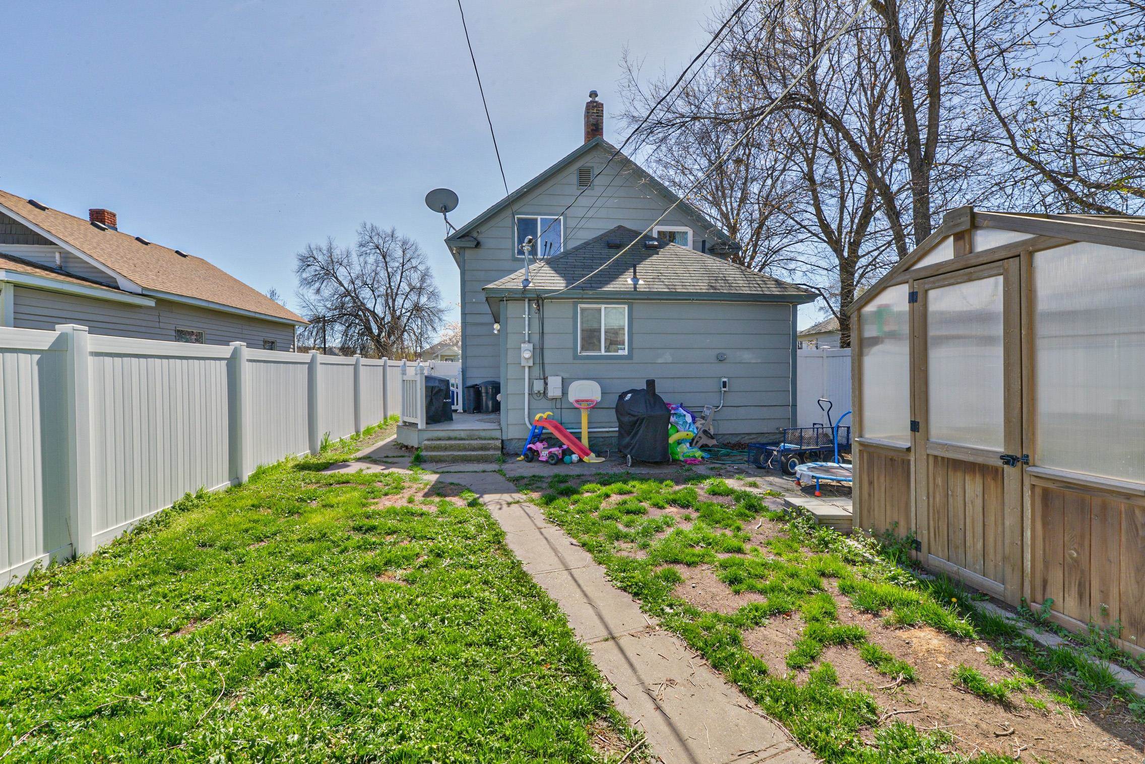 2623 E Everett Ave - Photo 18