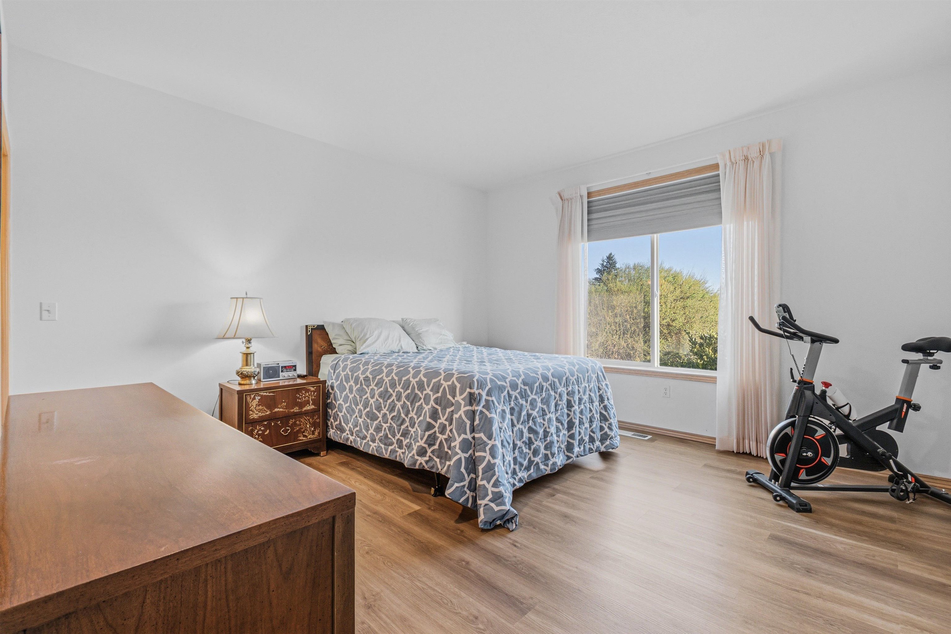 2526 E 62nd Ln - Photo 11