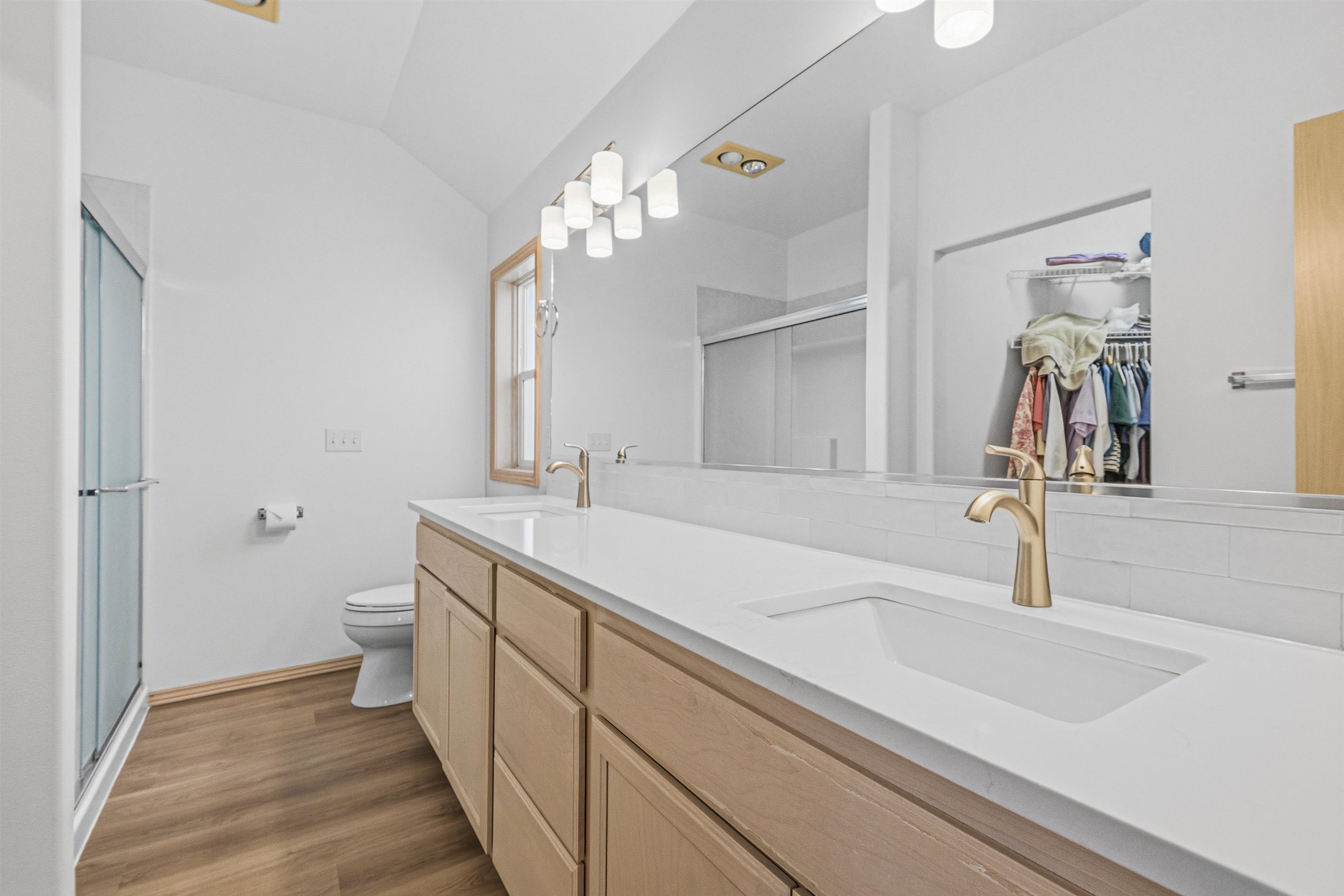 2526 E 62nd Ln - Photo 13