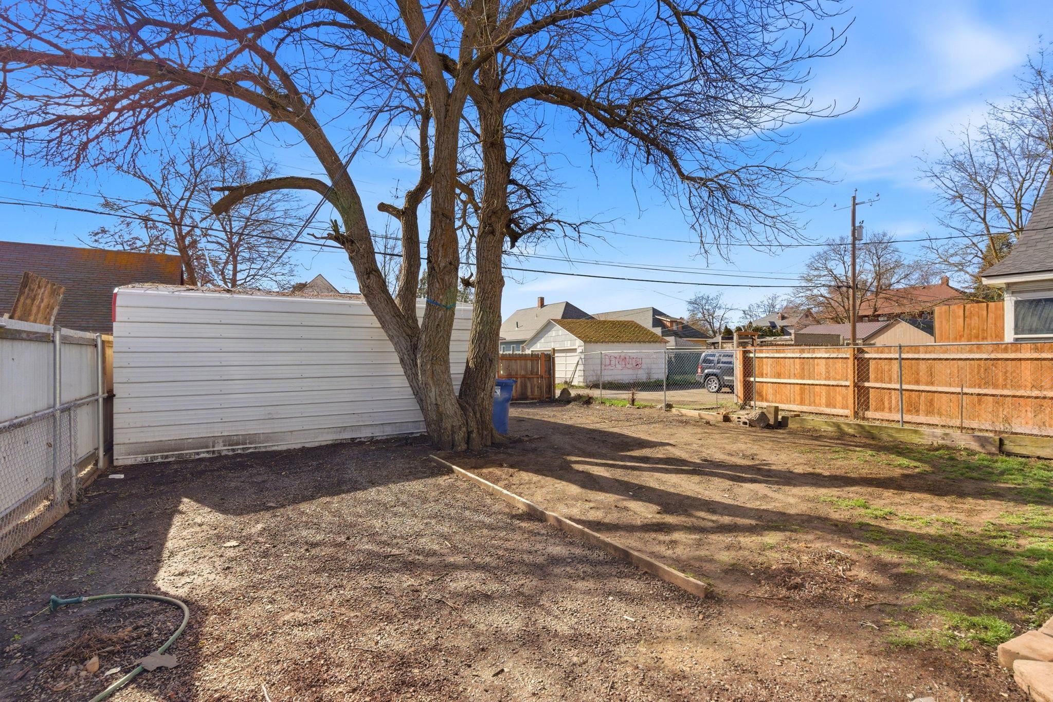 2401 W Dean Ave - Photo 31