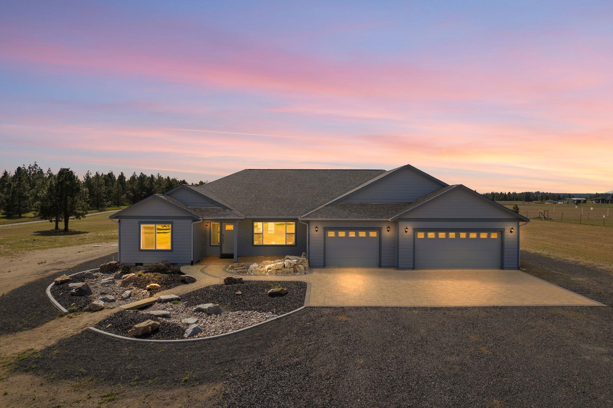 27907 N Bruce Rd - Photo 1