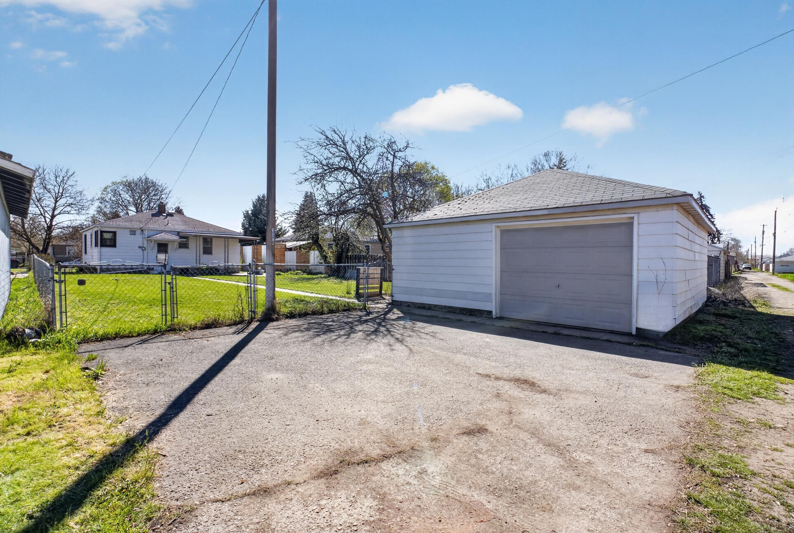 2317 E Sinto Ave - Photo 32