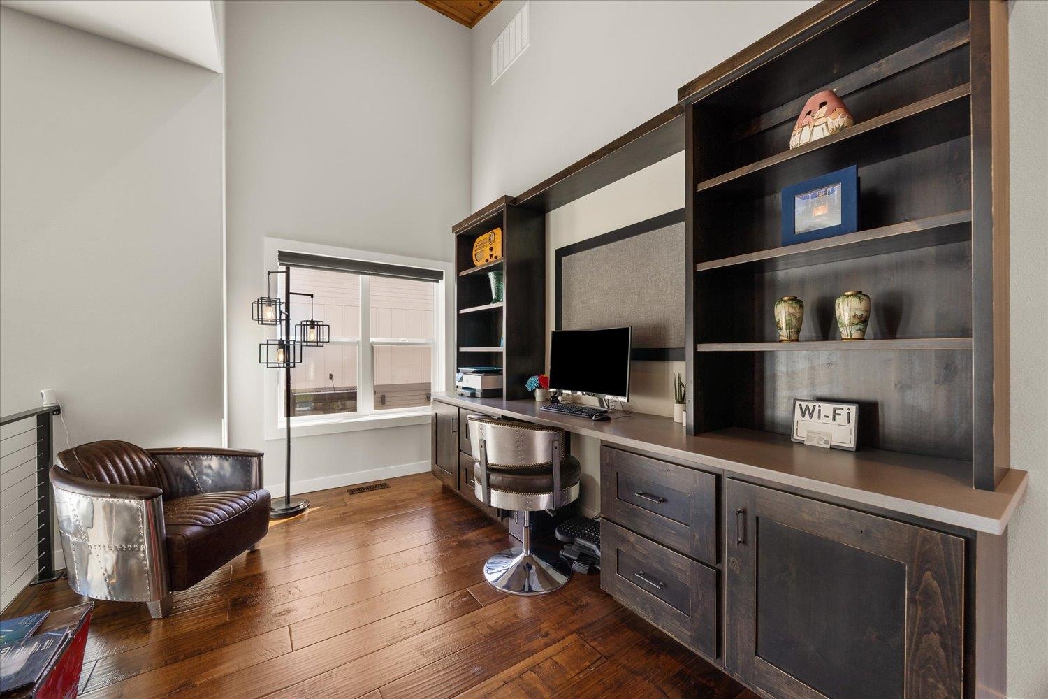 19020 E 8th Ave - Photo 27