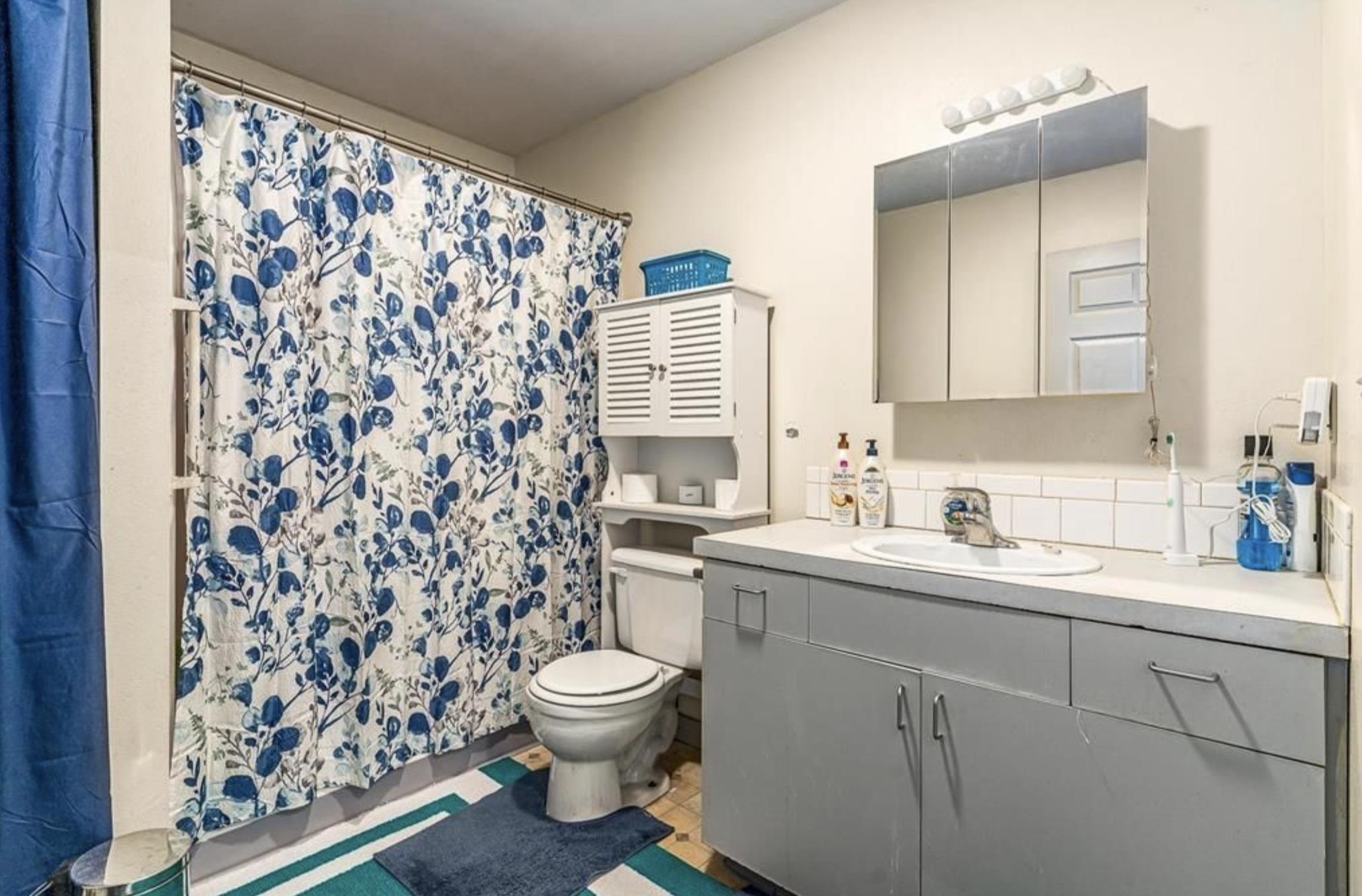 3024 N Hogan St - Photo 7