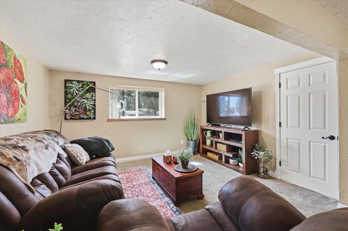 11462 W Tamarac Ln - Photo 19