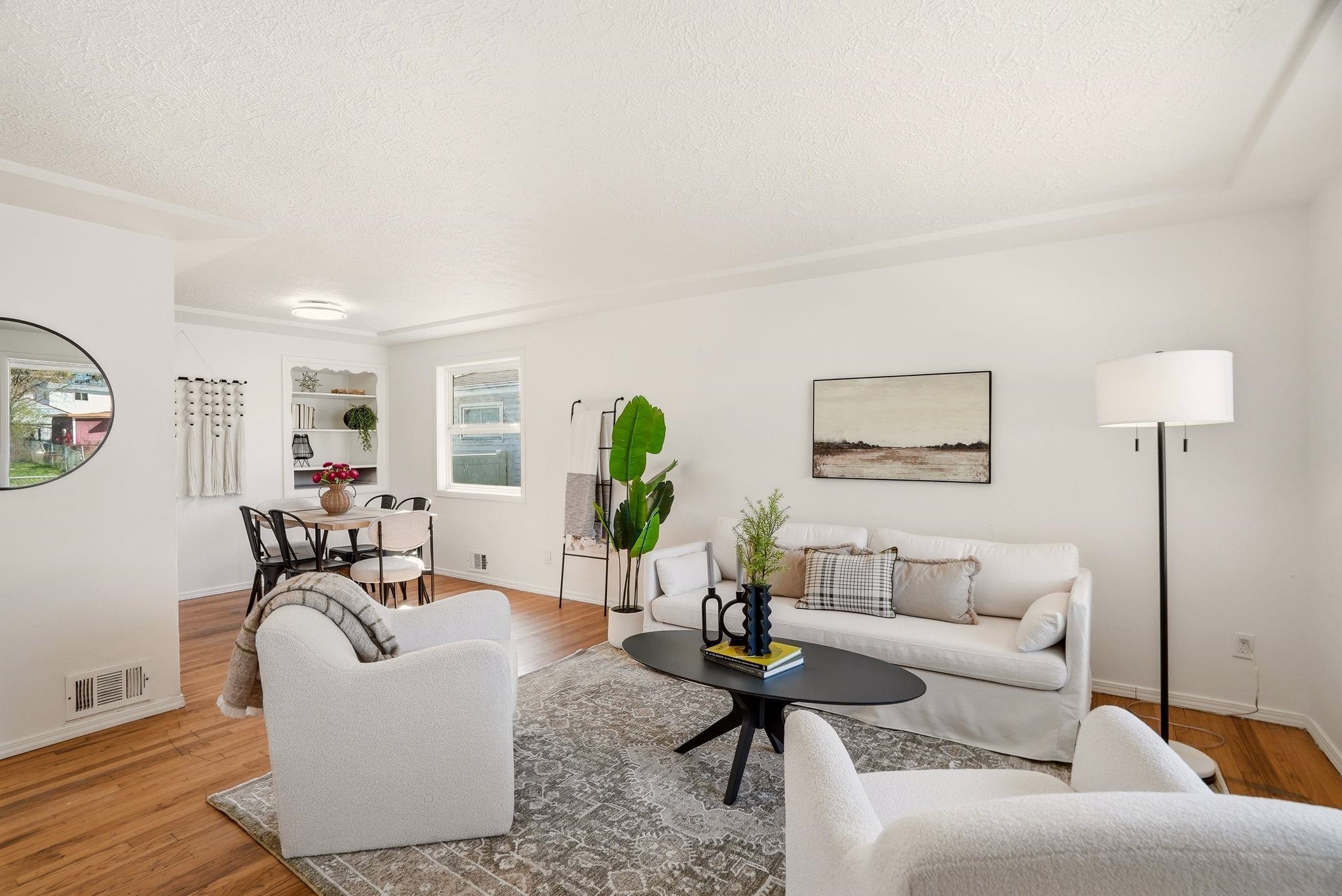 822 E GARLAND Ave - Photo 3