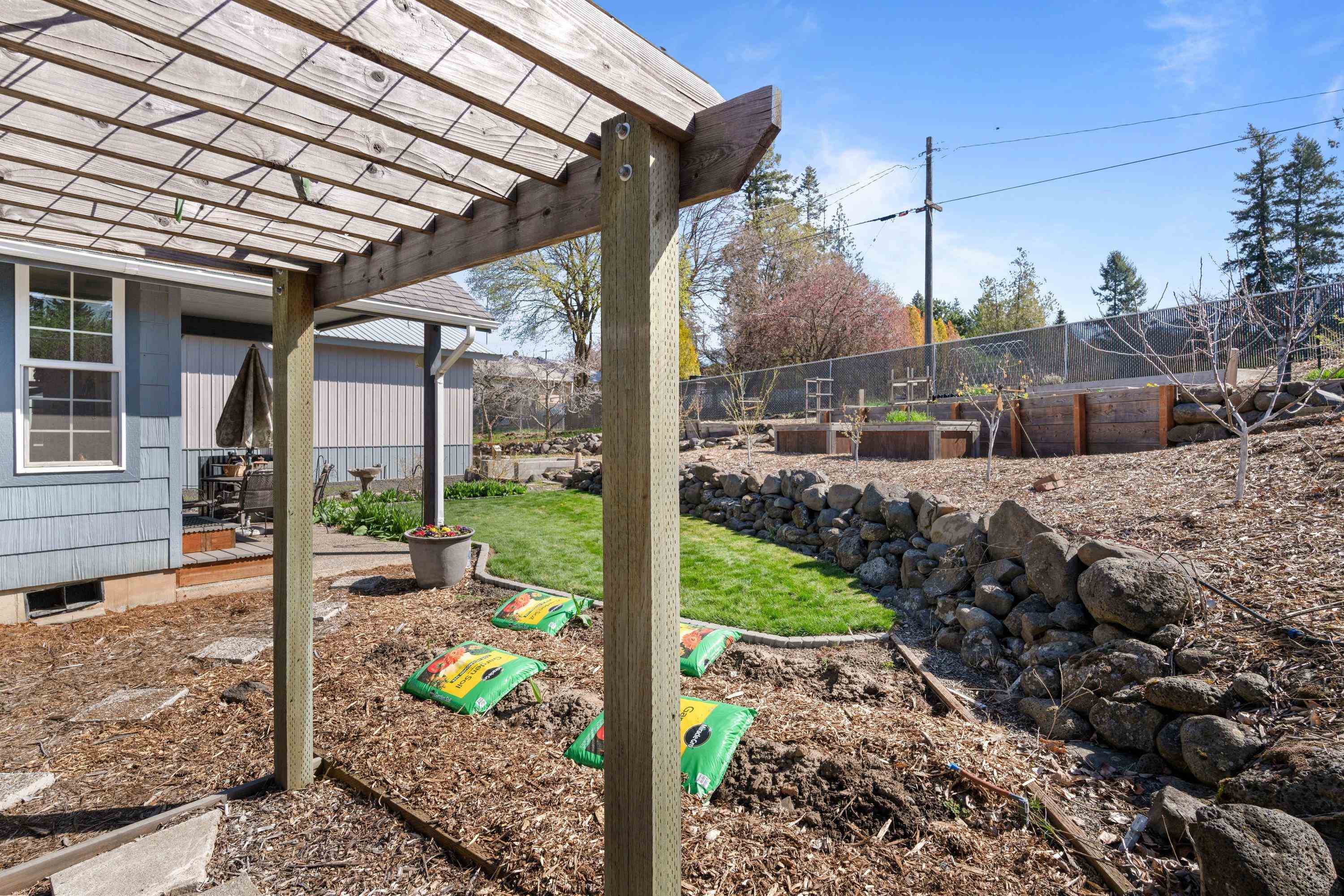 209 S Josephine Ave - Photo 12
