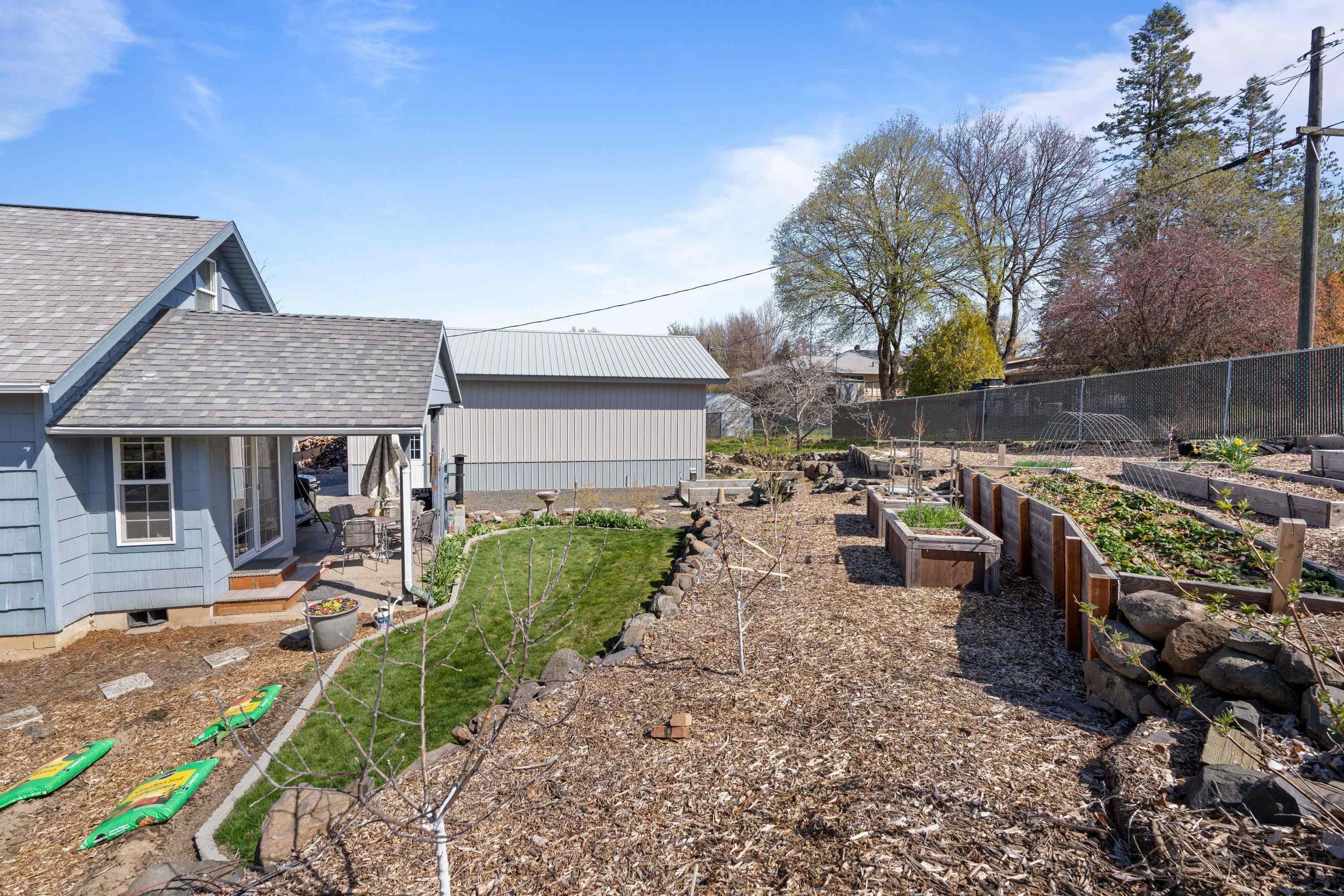 209 S Josephine Ave - Photo 8