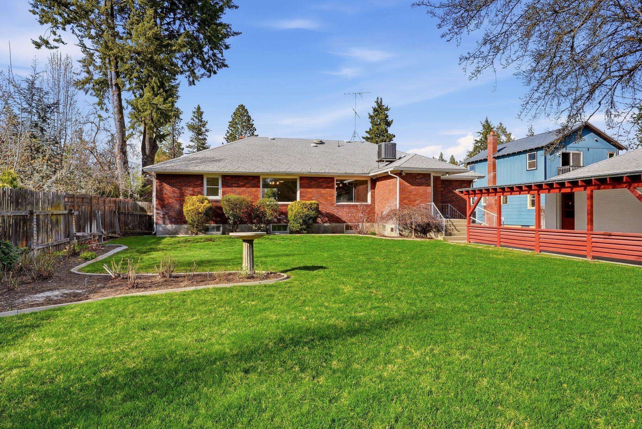 39 W 33rd Ave - Photo 37