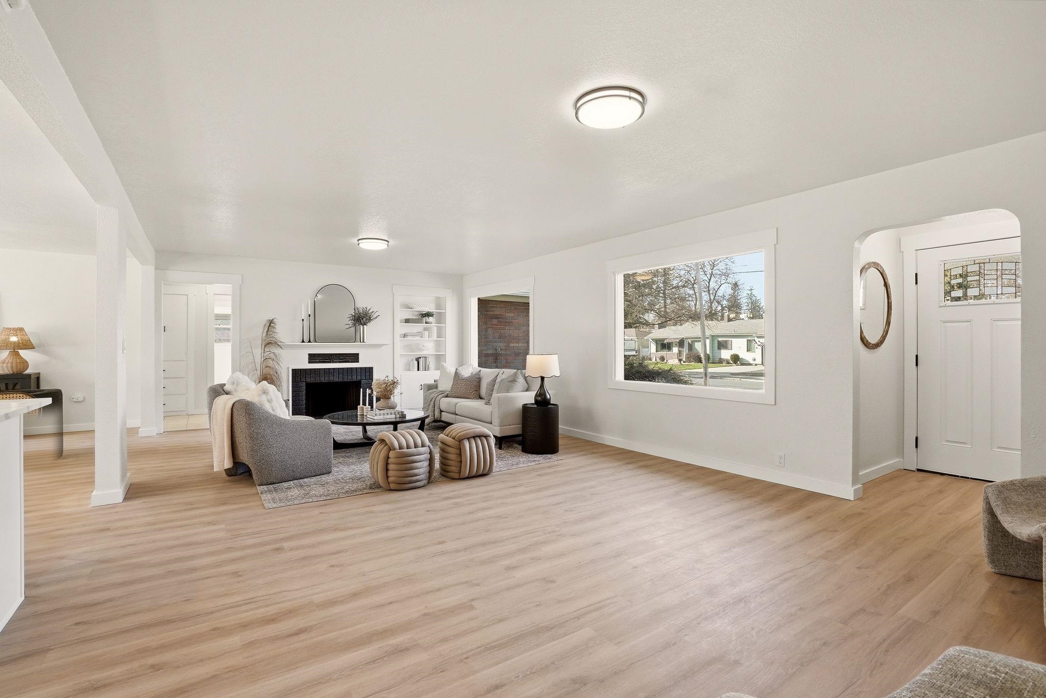 39 W 33rd Ave - Photo 6