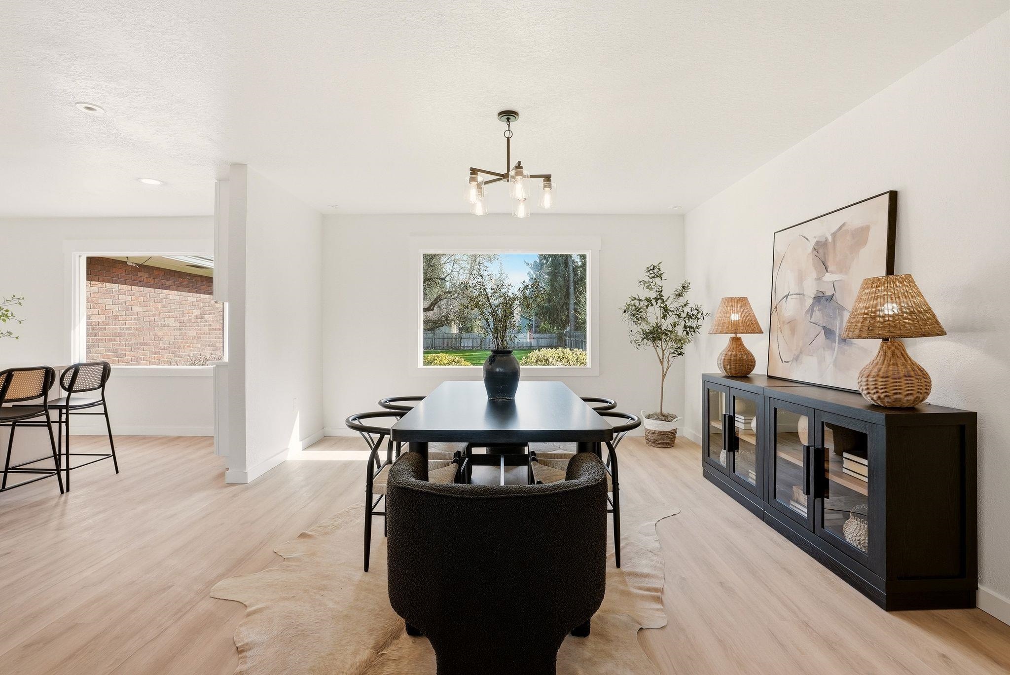 39 W 33rd Ave - Photo 8