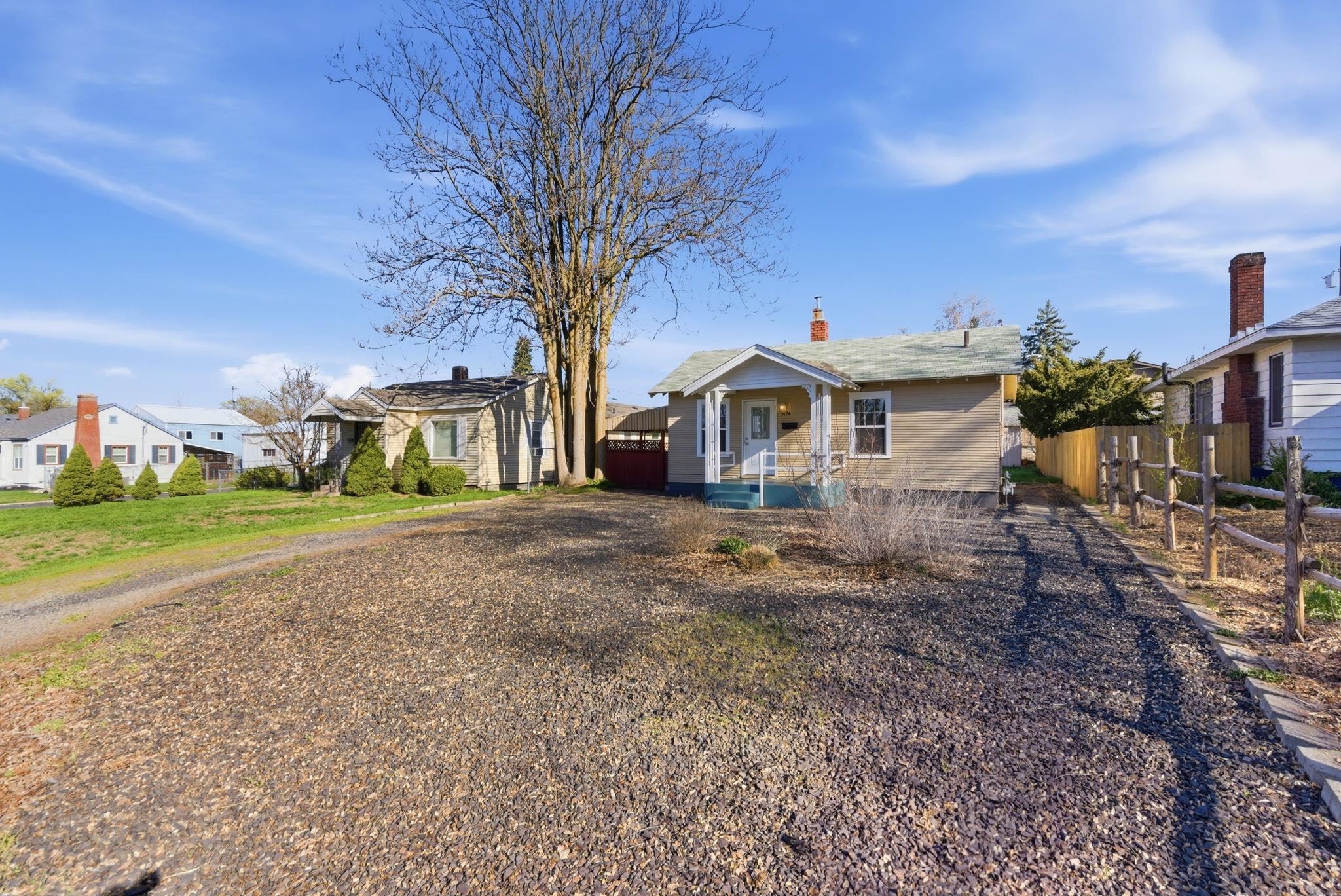 3424 W Providence Ave - Photo 2