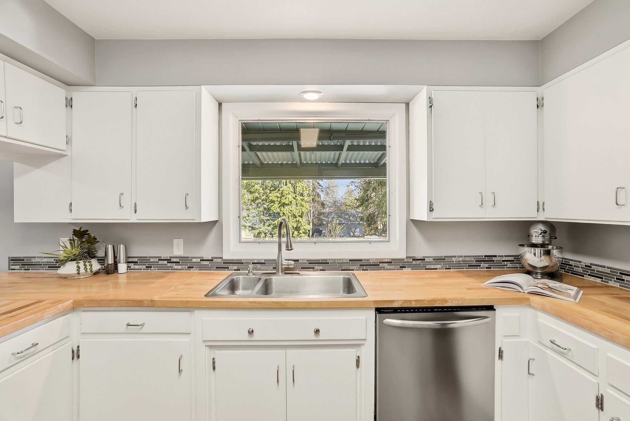1927 E 39th Ave - Photo 12