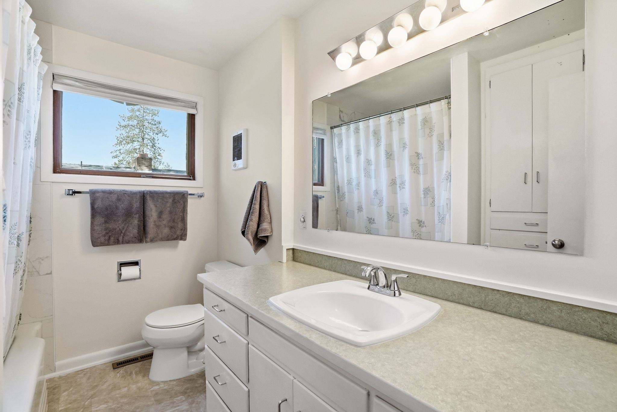 1927 E 39th Ave - Photo 19