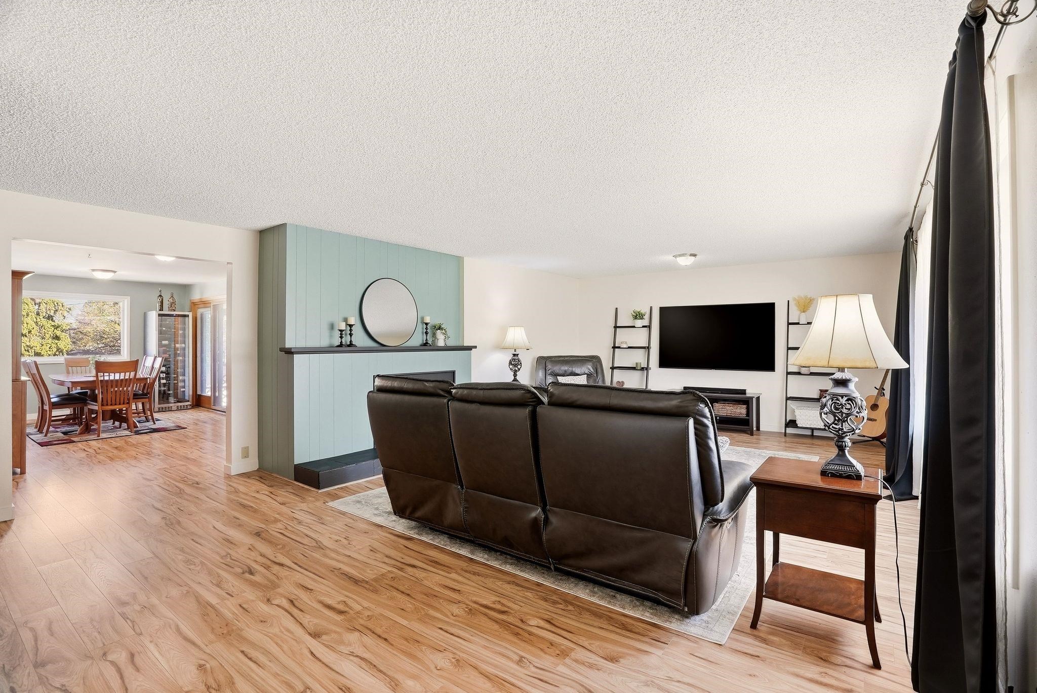 1927 E 39th Ave - Photo 8