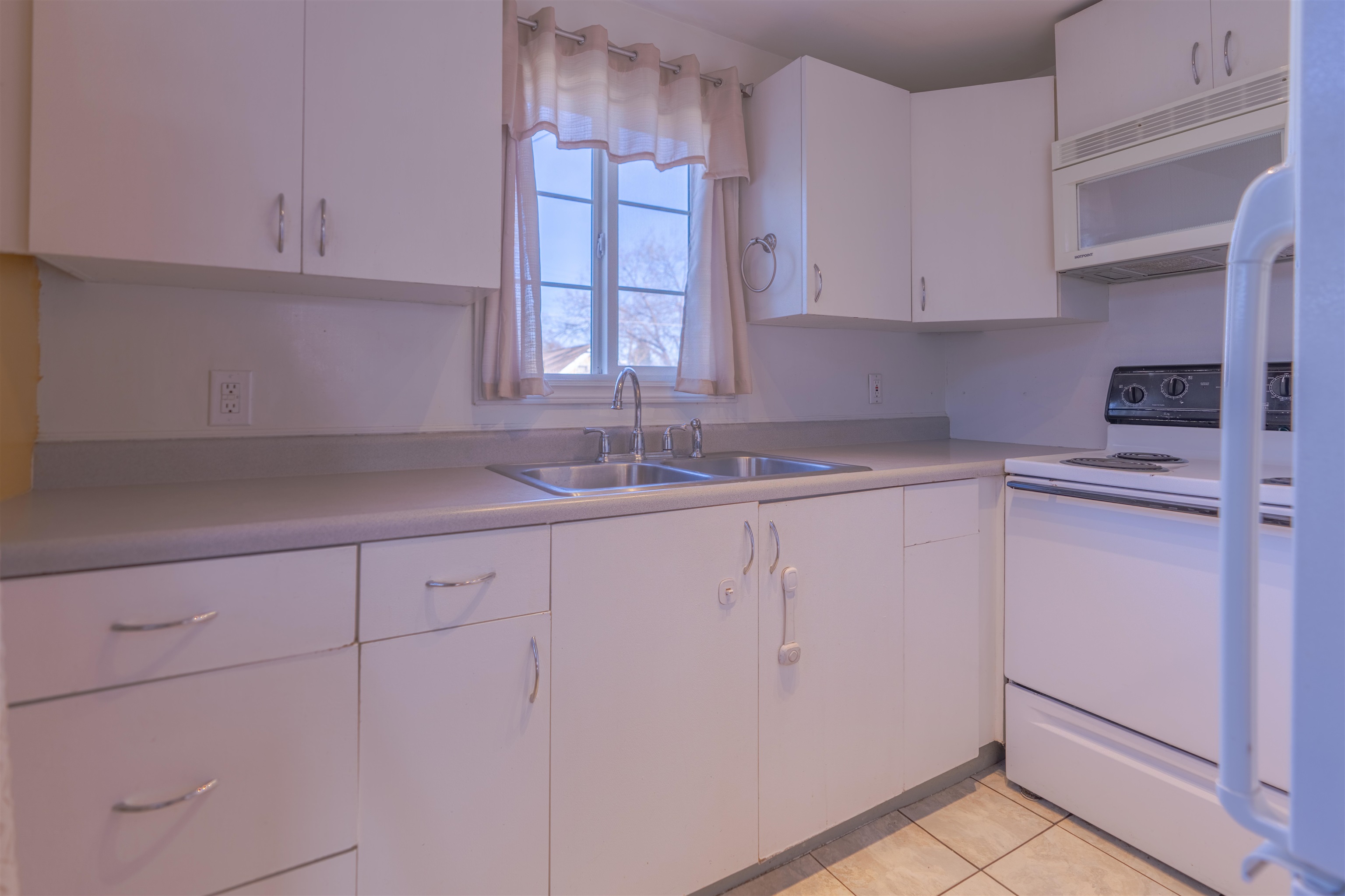 3614 N Madison St - Photo 7