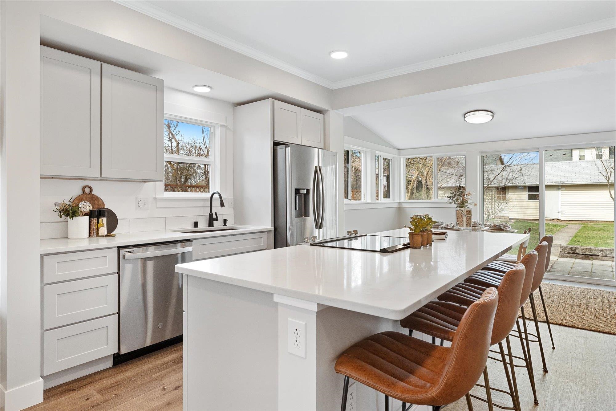 2407 E Providence Ave - Photo 10