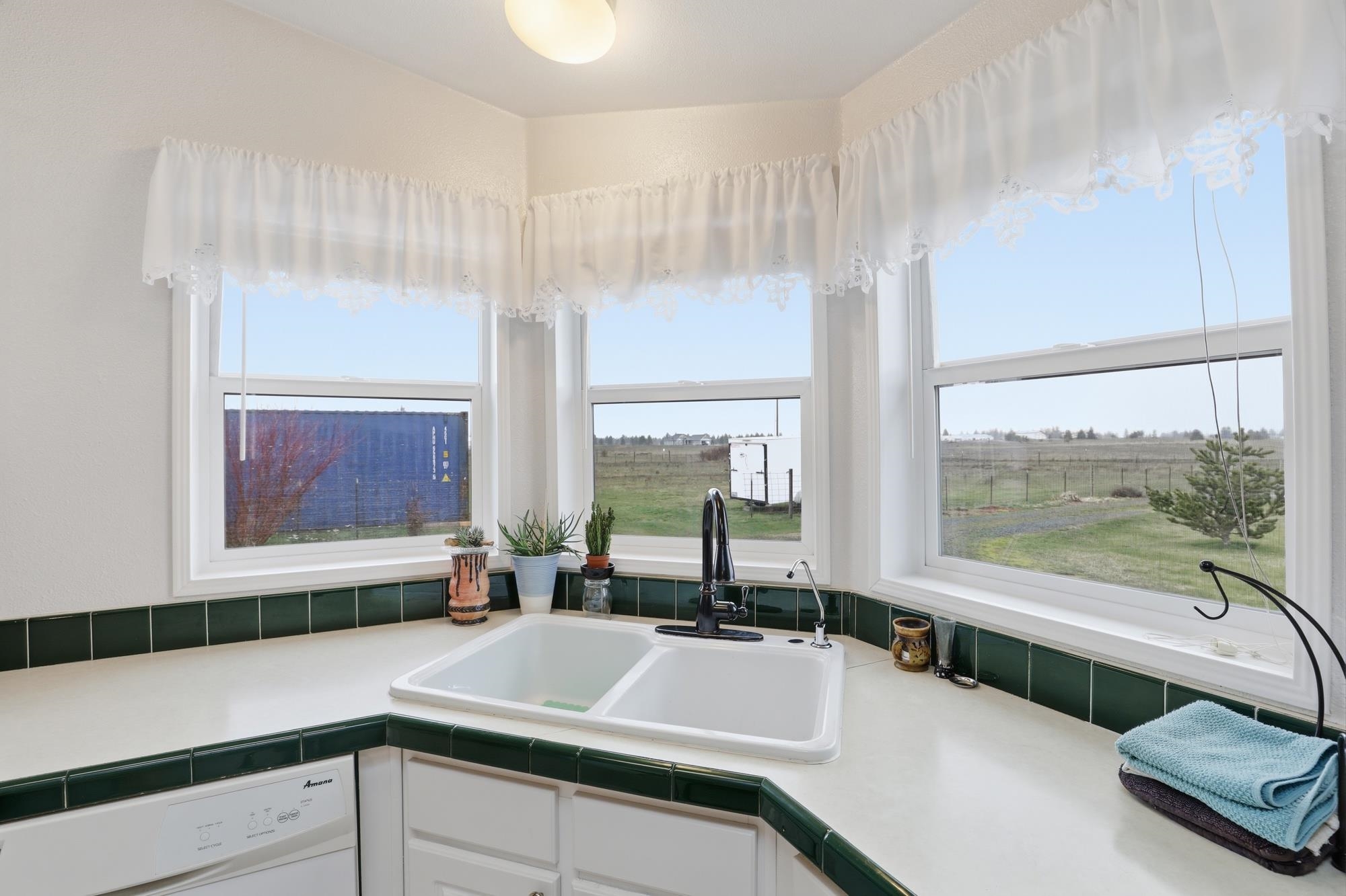 14211 W W Mirage Ln - Photo 11