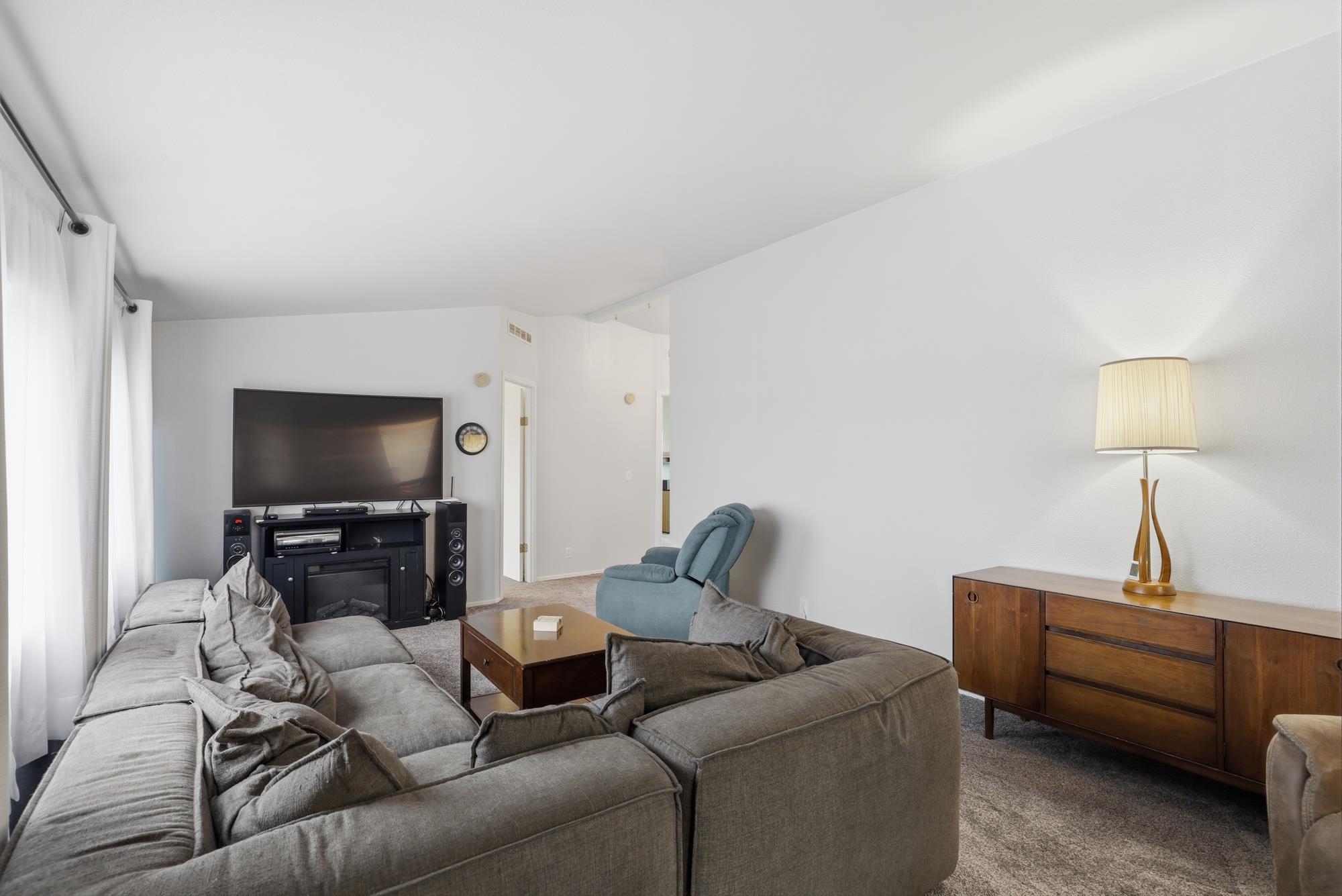 14211 W W Mirage Ln - Photo 5