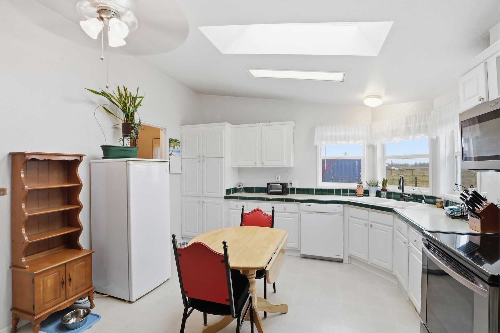 14211 W W Mirage Ln - Photo 7