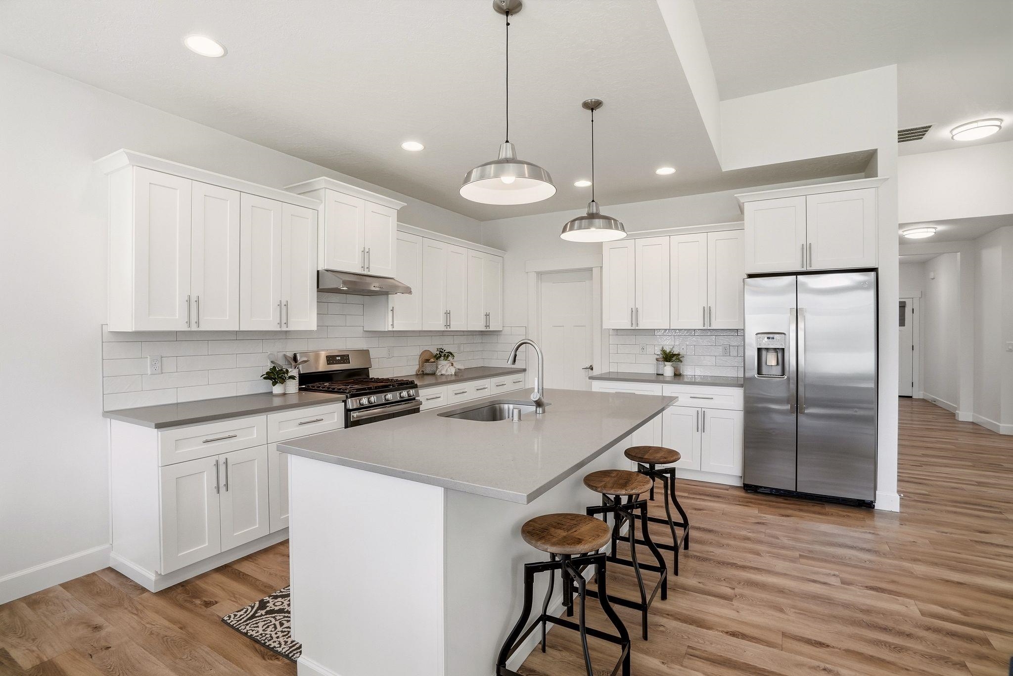 1334 E Carriage Ct - Photo 17