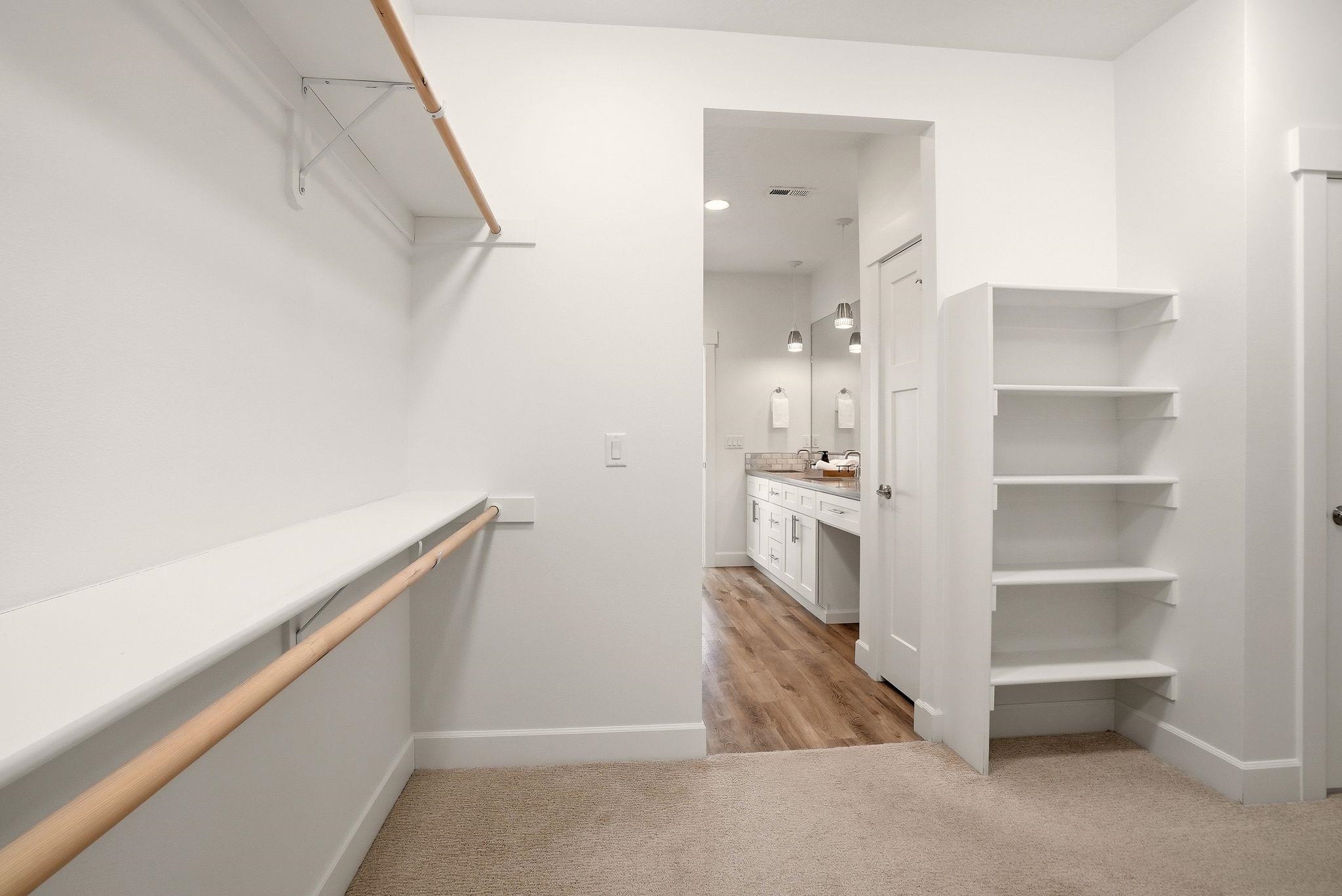 1334 E Carriage Ct - Photo 23