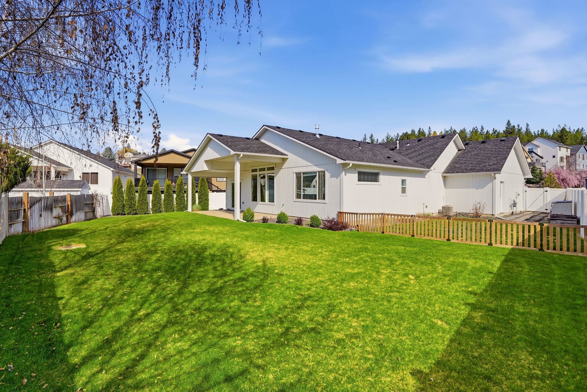 1334 E Carriage Ct - Photo 34