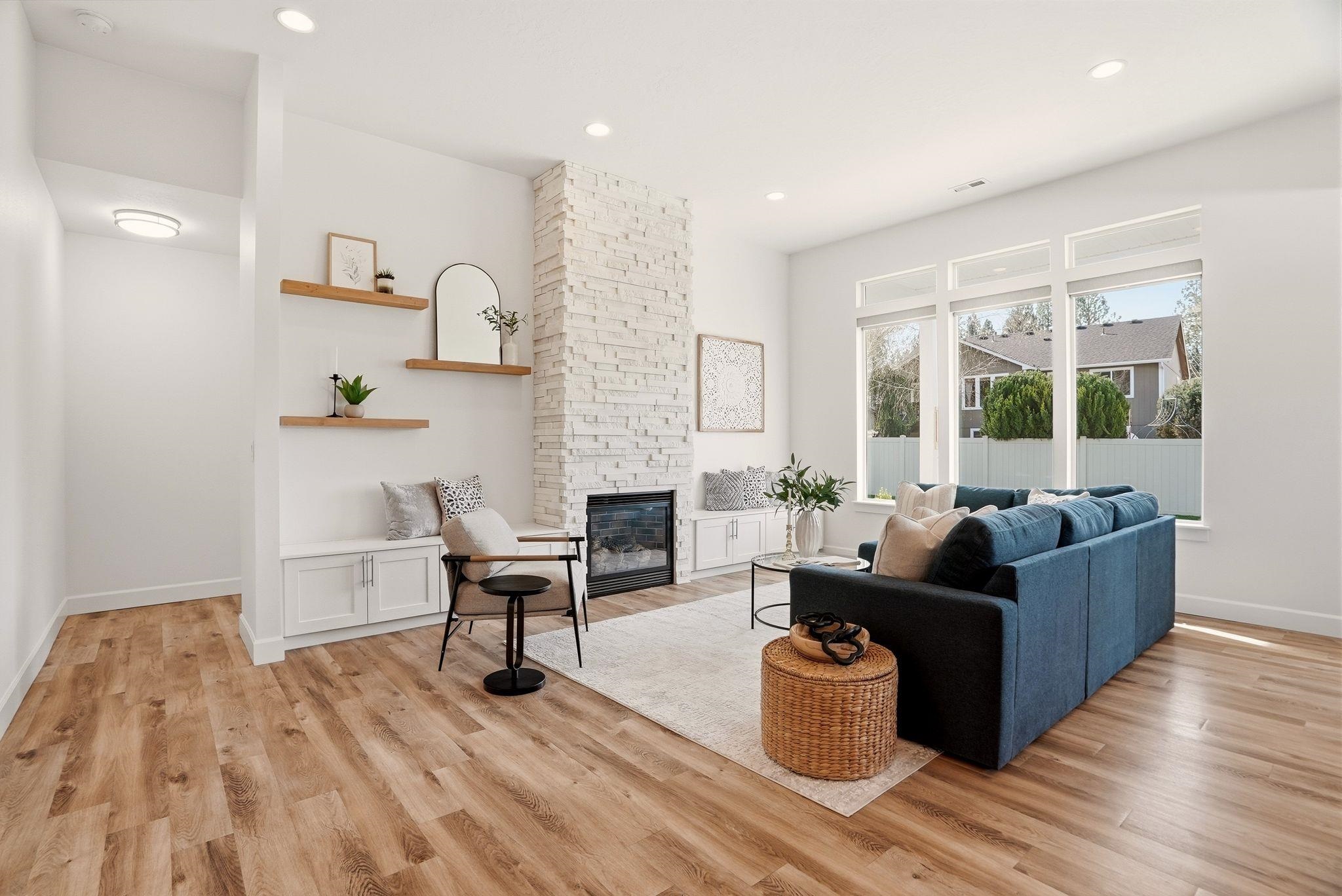 1334 E Carriage Ct - Photo 8