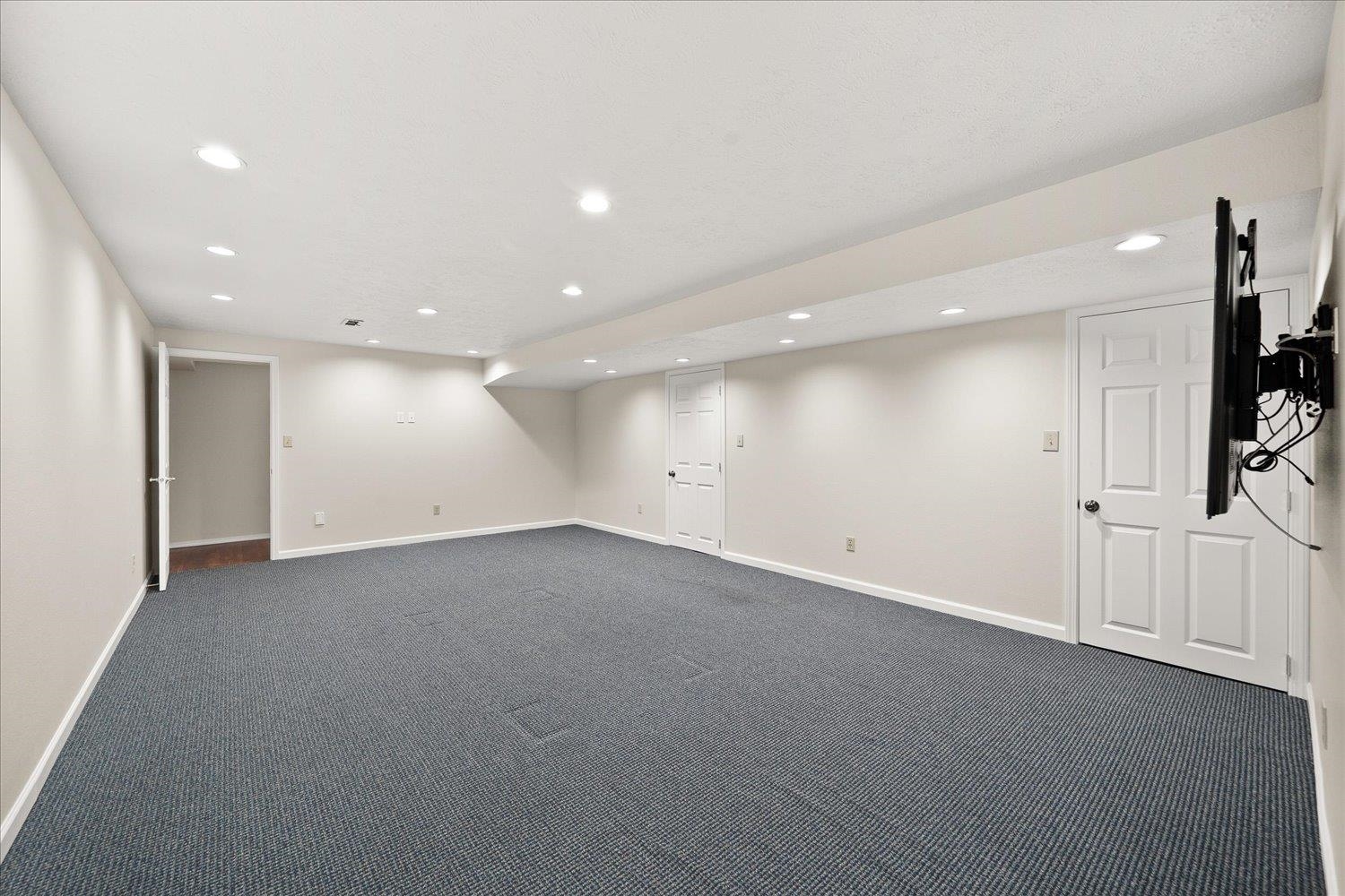 4816 S Helena St - Photo 33