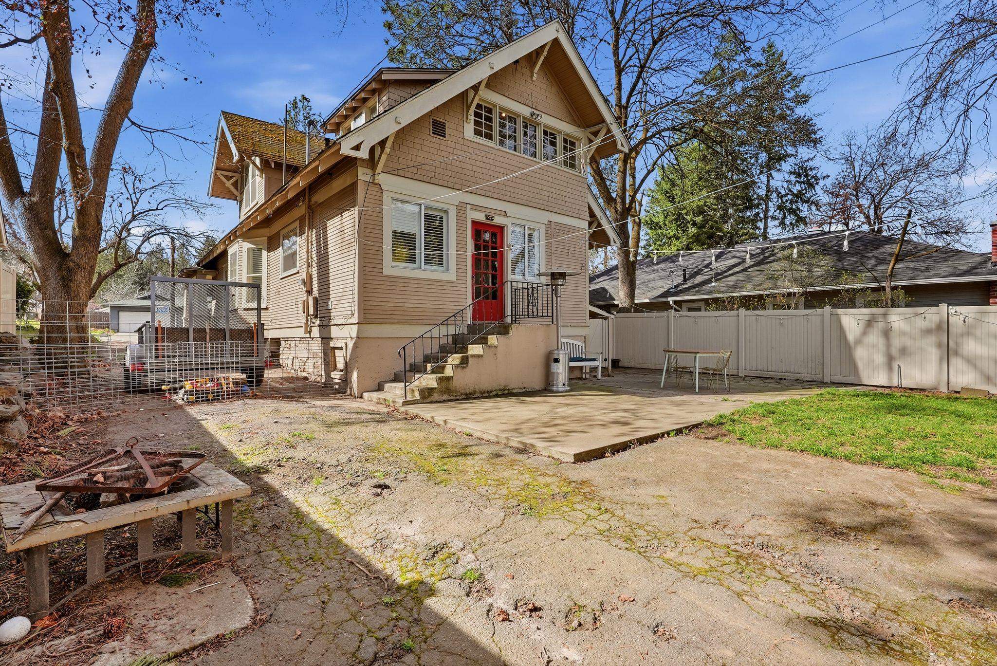 2435 E North Altamont Blvd - Photo 35
